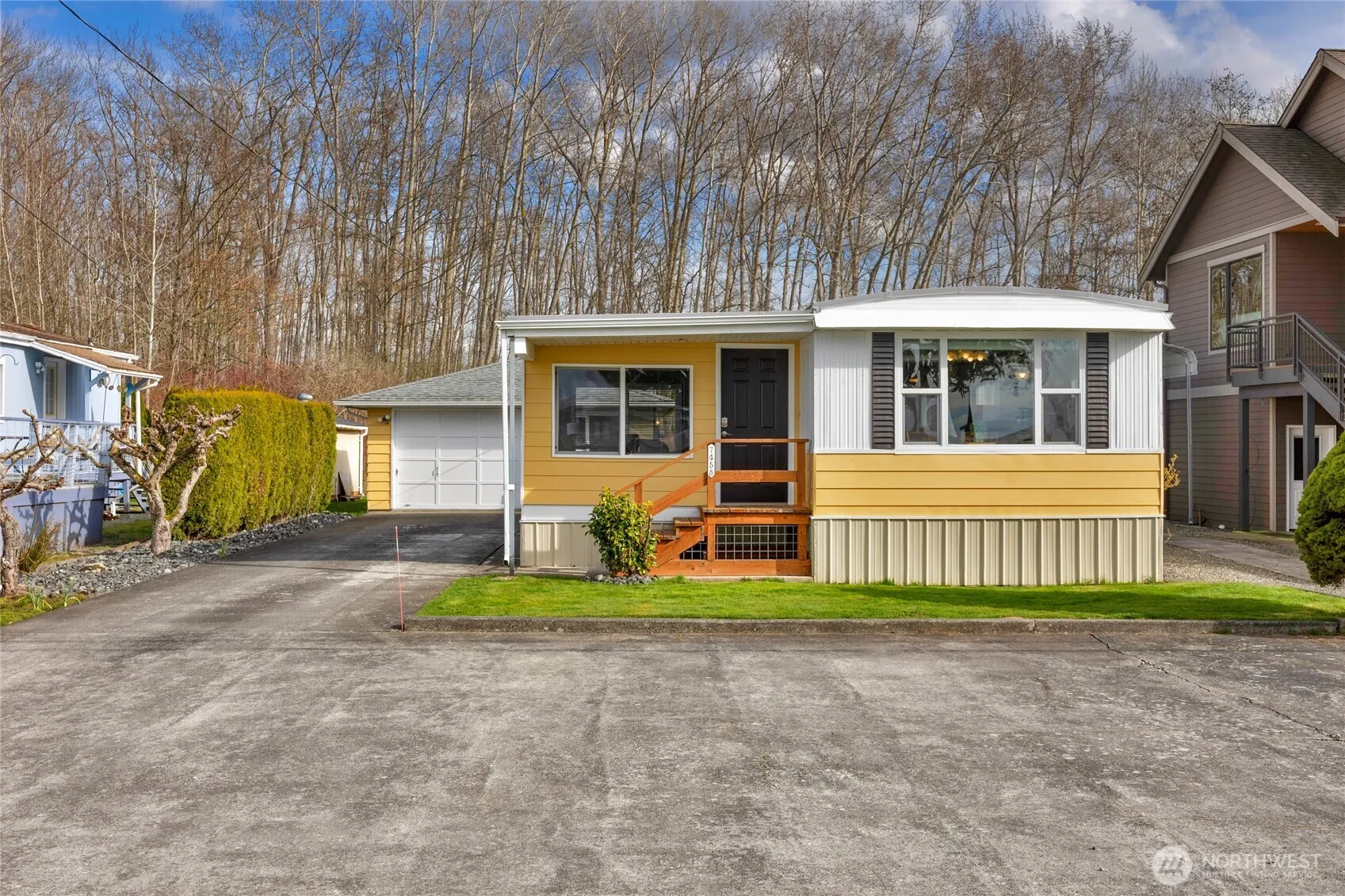 7458 Sunset Drive, Blaine