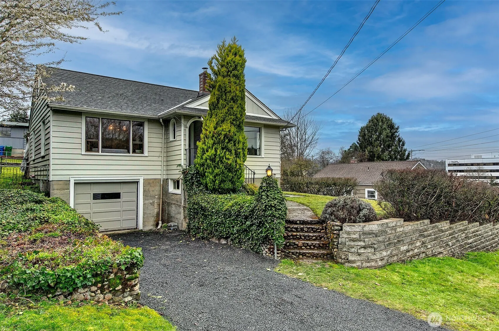 1413 Morris Avenue S, Renton