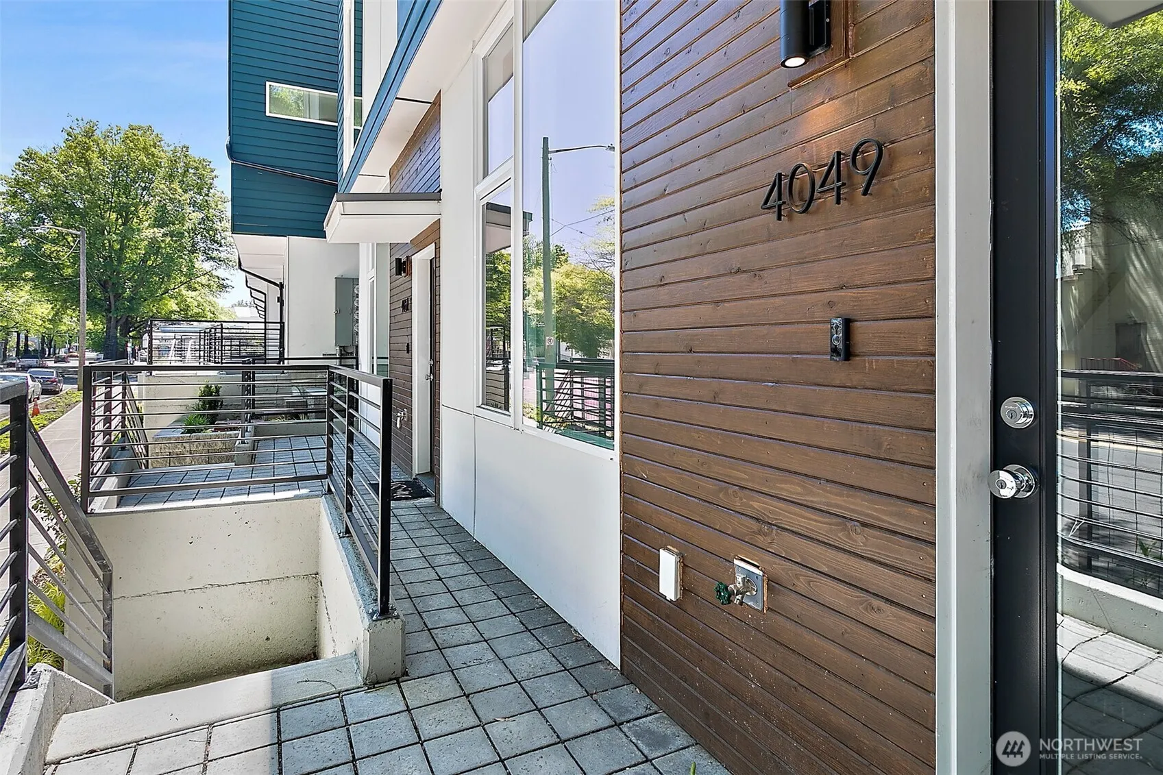 4049 Rainier Avenue S, Seattle