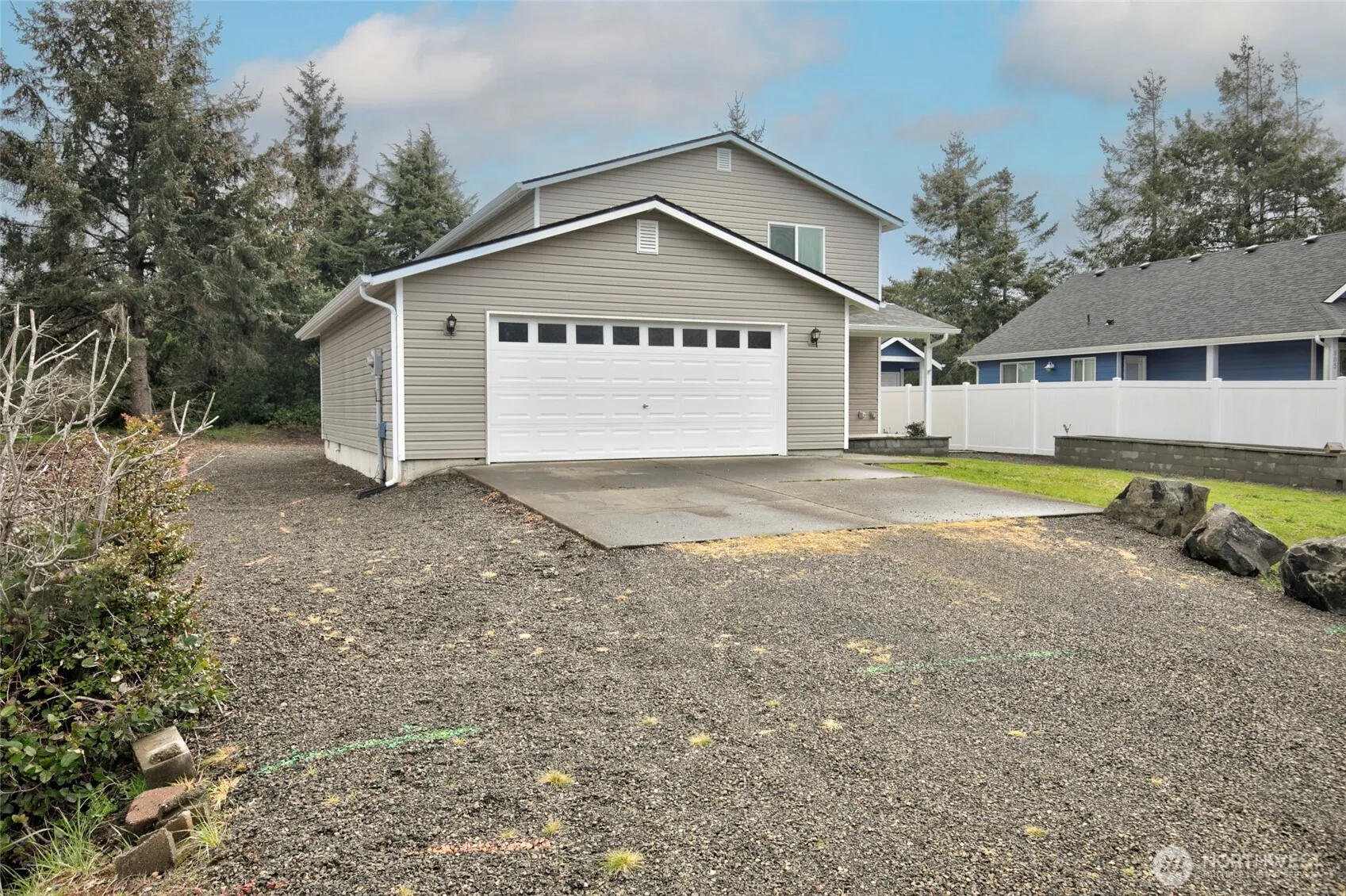 Property photo for 907 Marlin Court, Ocean Shores photo 2