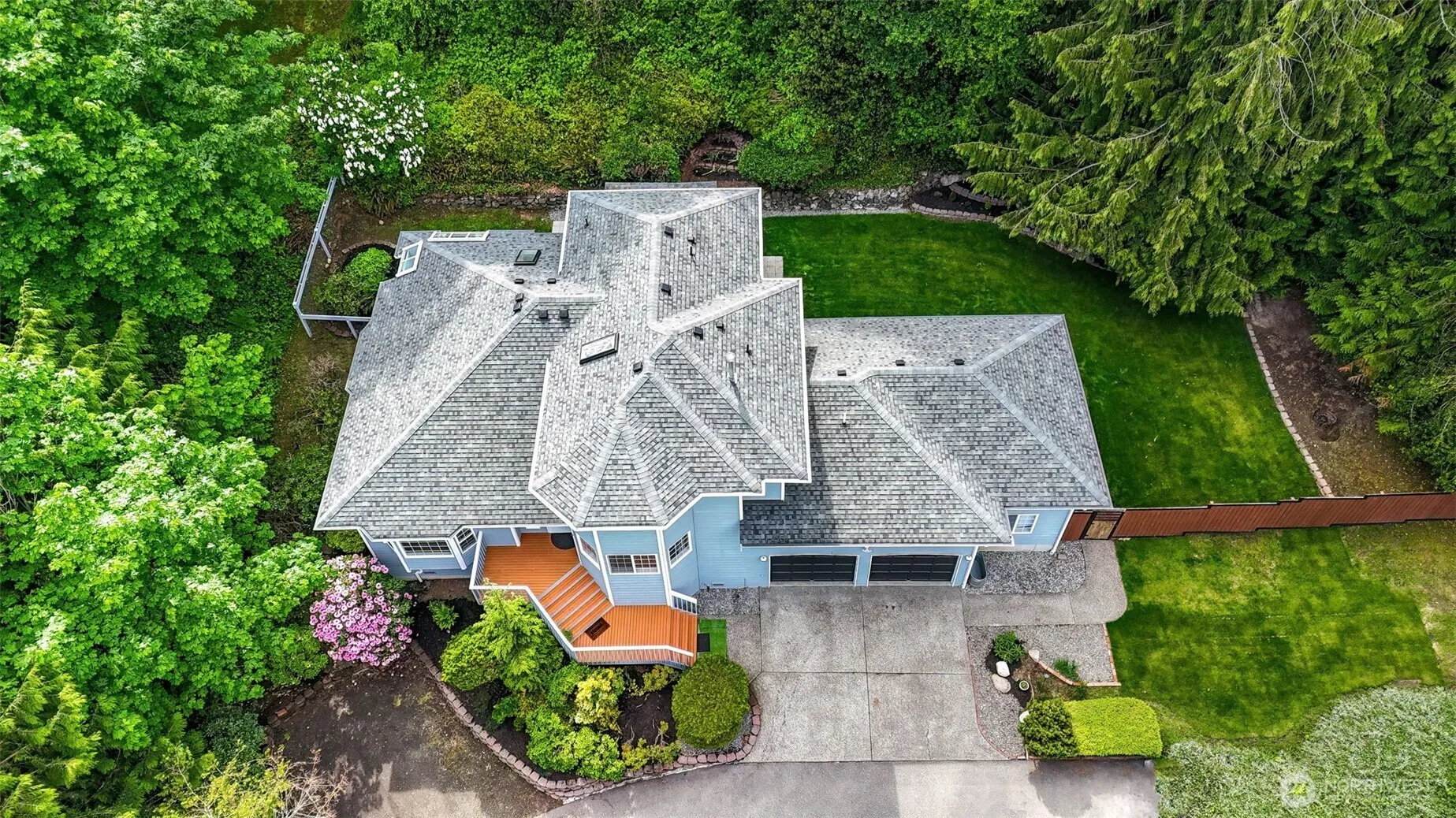 Property photo for 3940 Ne Oceangate Lane, Bremerton