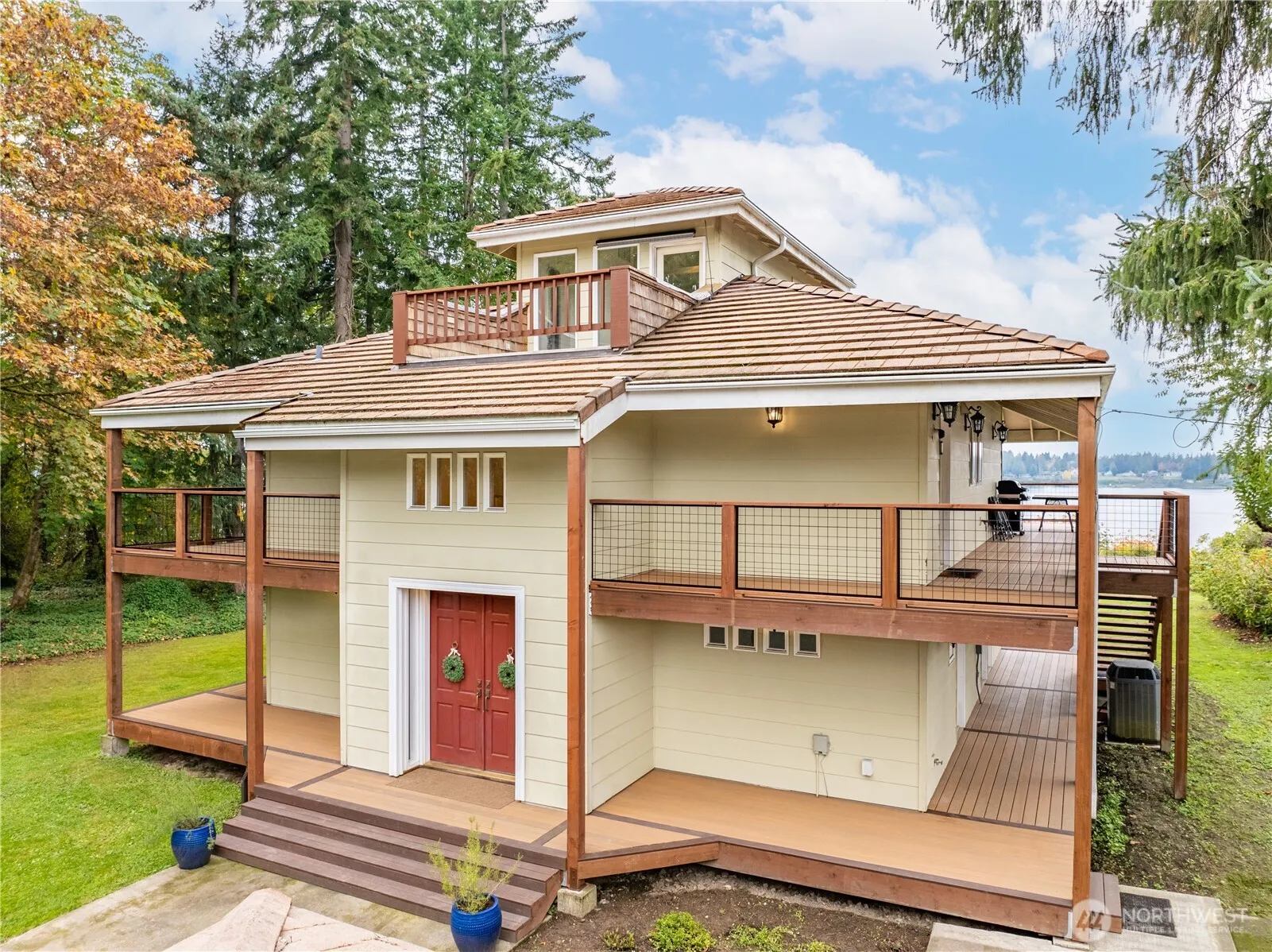 Property photo for 6849 Boston Harbor Ext Road Ne, Olympia photo 3