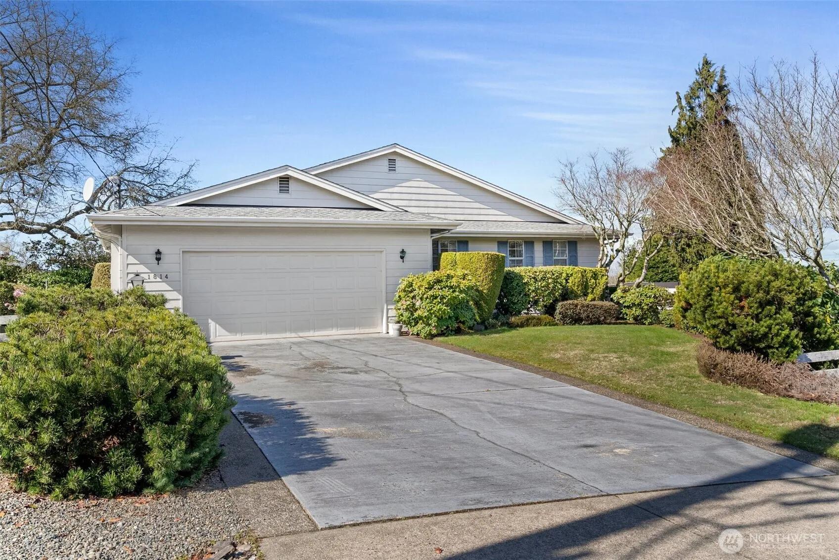 1814 N Skyline Drive, Tacoma