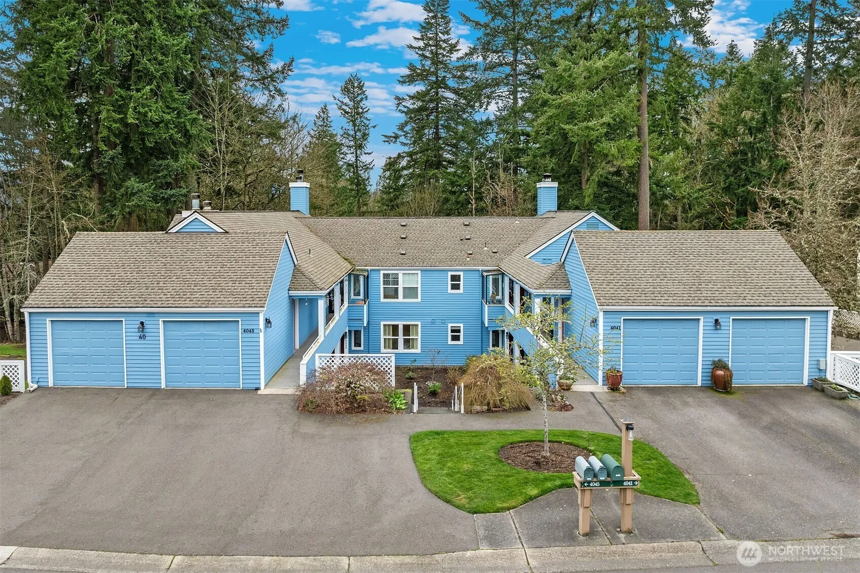 Property photo for 4049 220th Place Se #1104, Issaquah photo 2