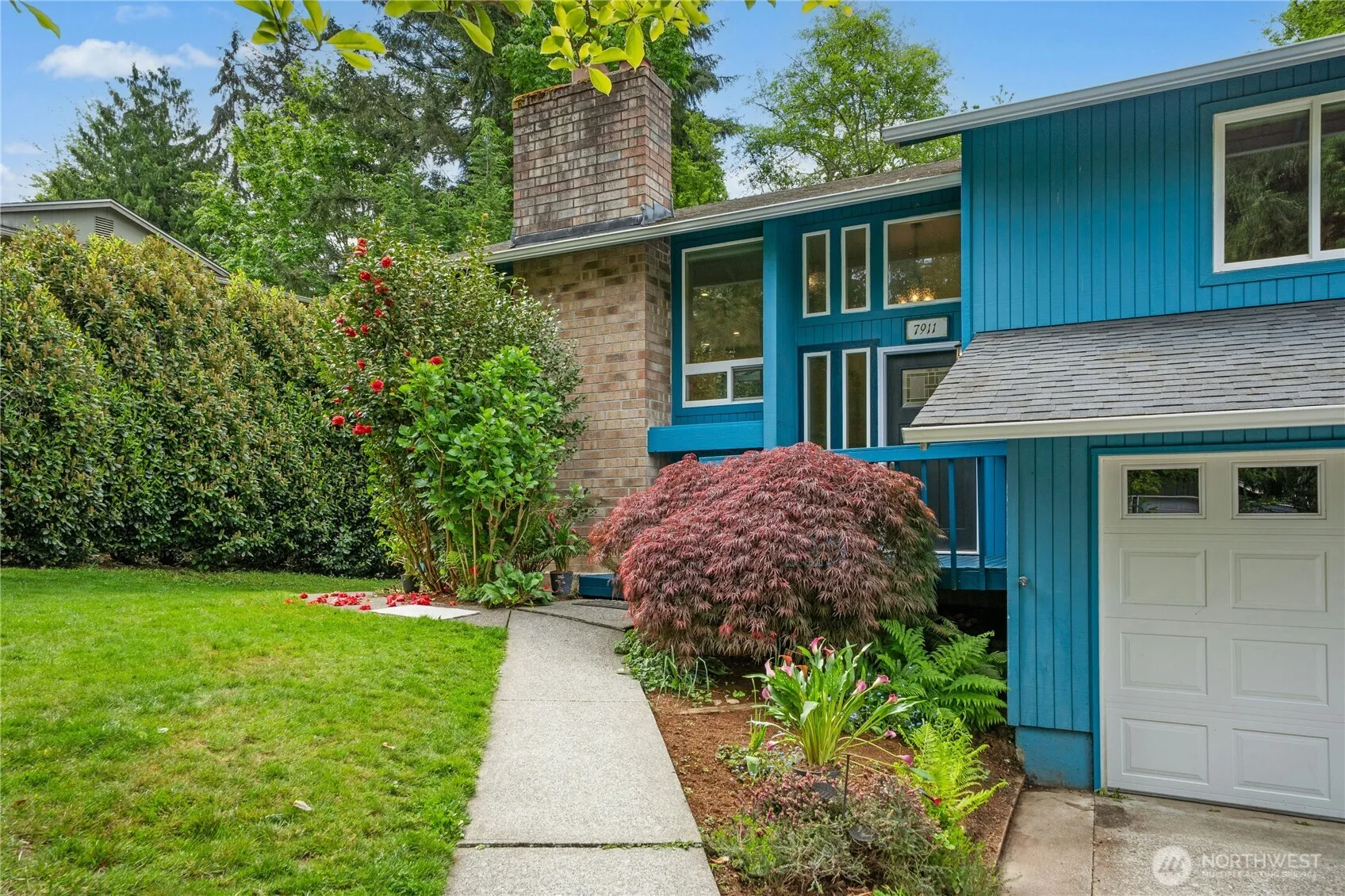 Property photo for 7911 Ne 130th Street, Kirkland