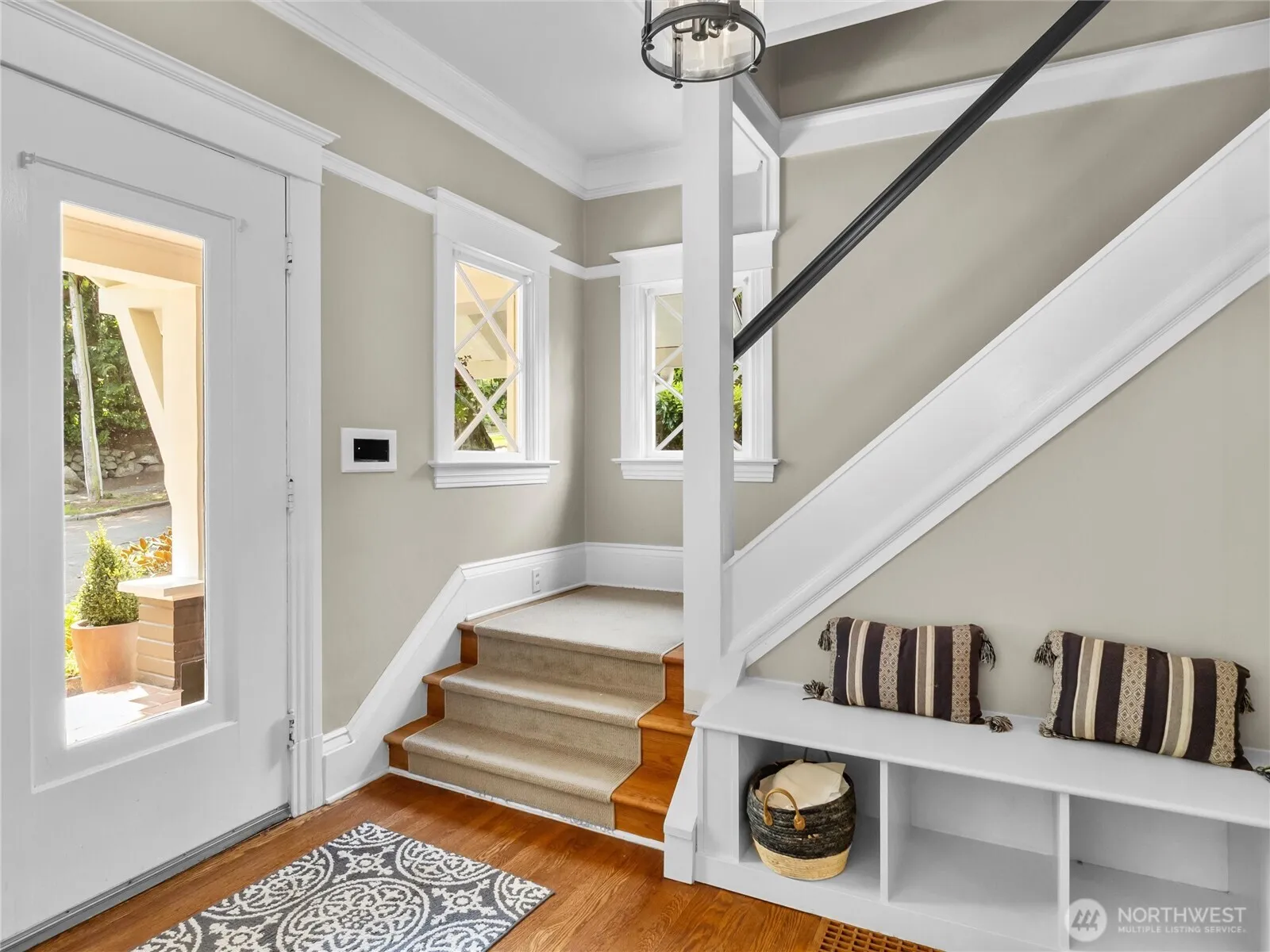 Property photo for 1714 E Prospect Street, Seattle photo 3