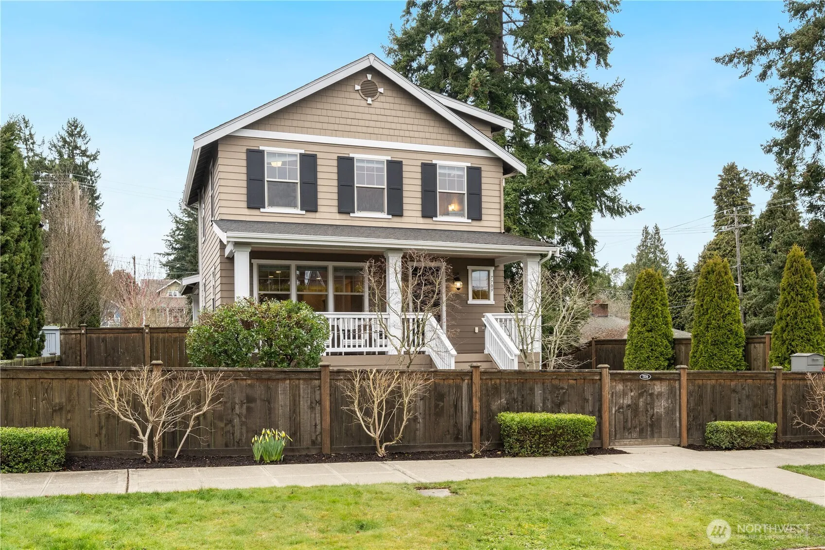 7709 17th Avenue Sw, Seattle, Wa 98106-1853