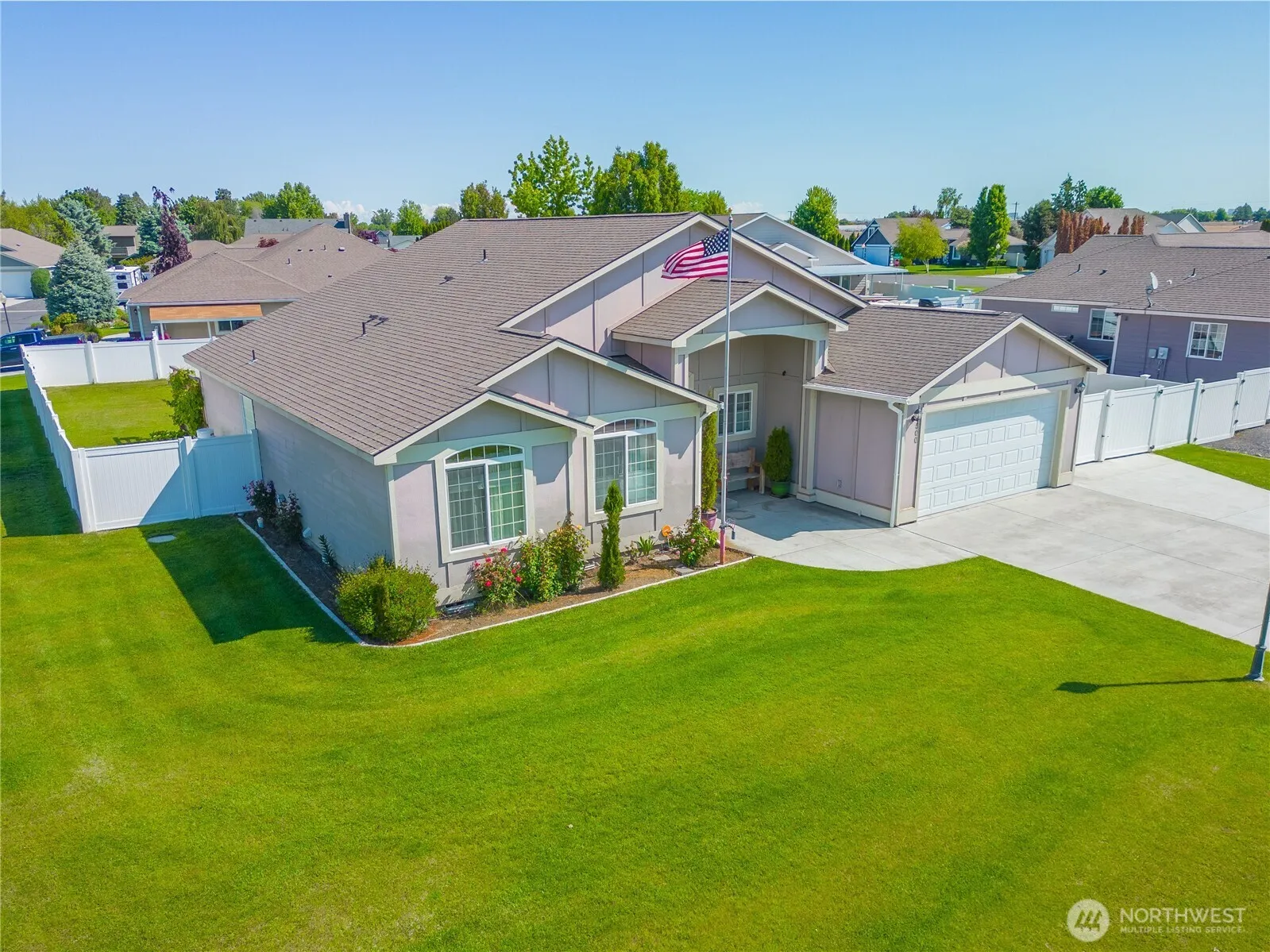 Property photo for 9500 Se Castlewood Drive, Moses Lake