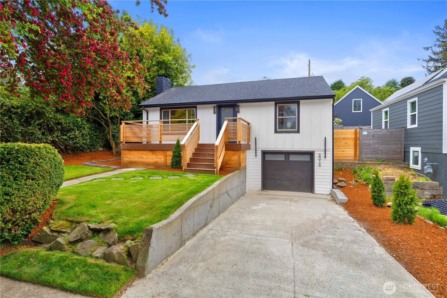 5015 40th Avenue Sw, Seattle
