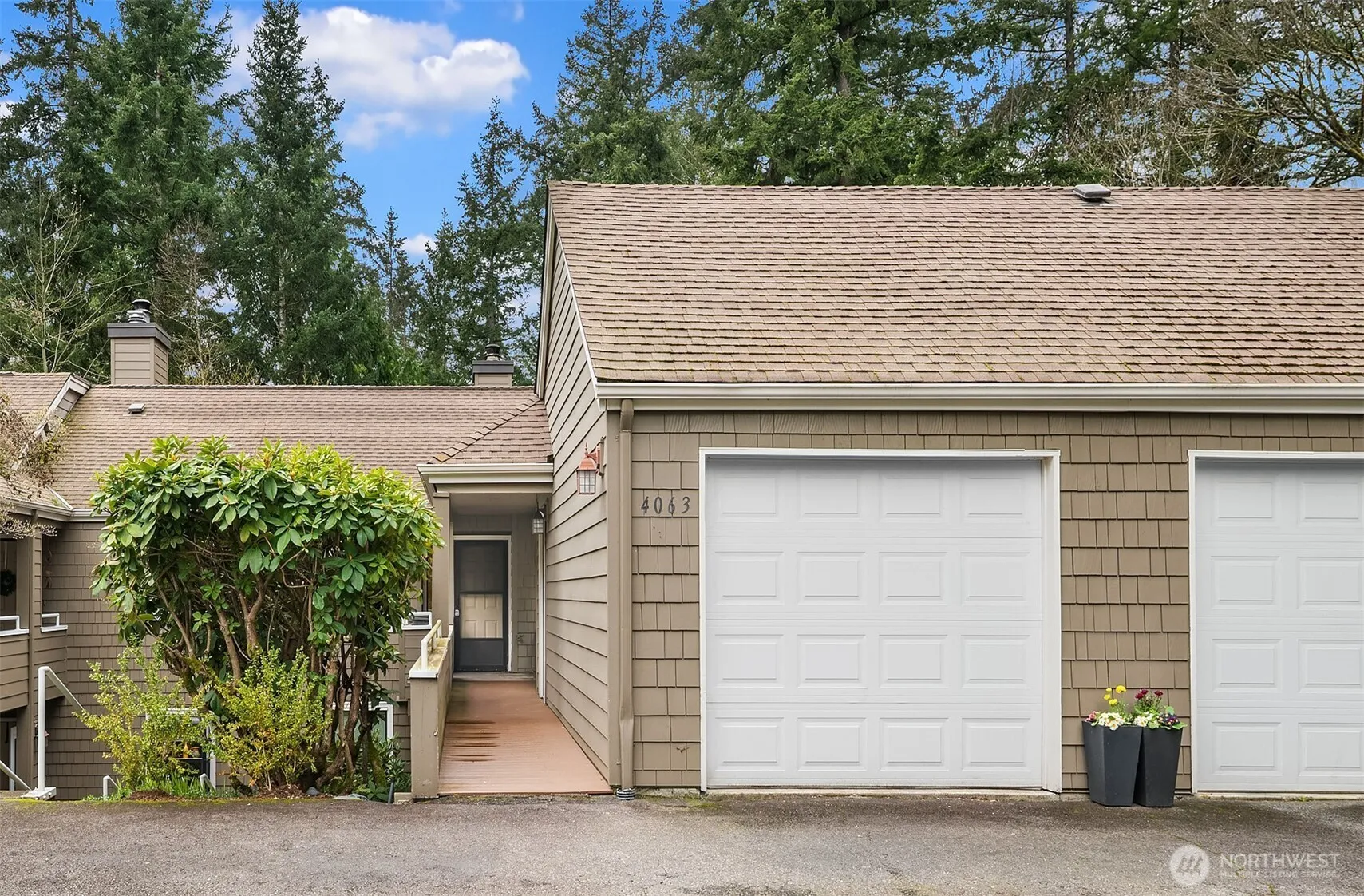 4063 220th Place Se #2046, Issaquah