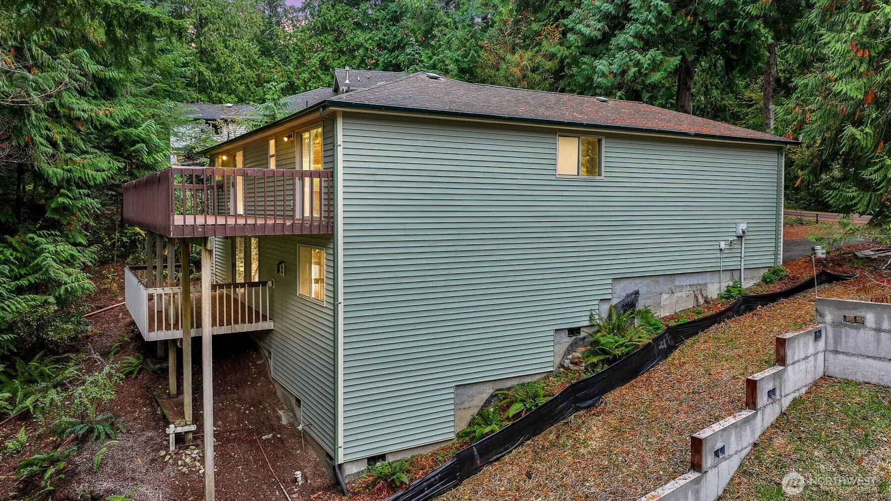 Property photo for 323 Sudden Valley Drive, Bellingham photo 2