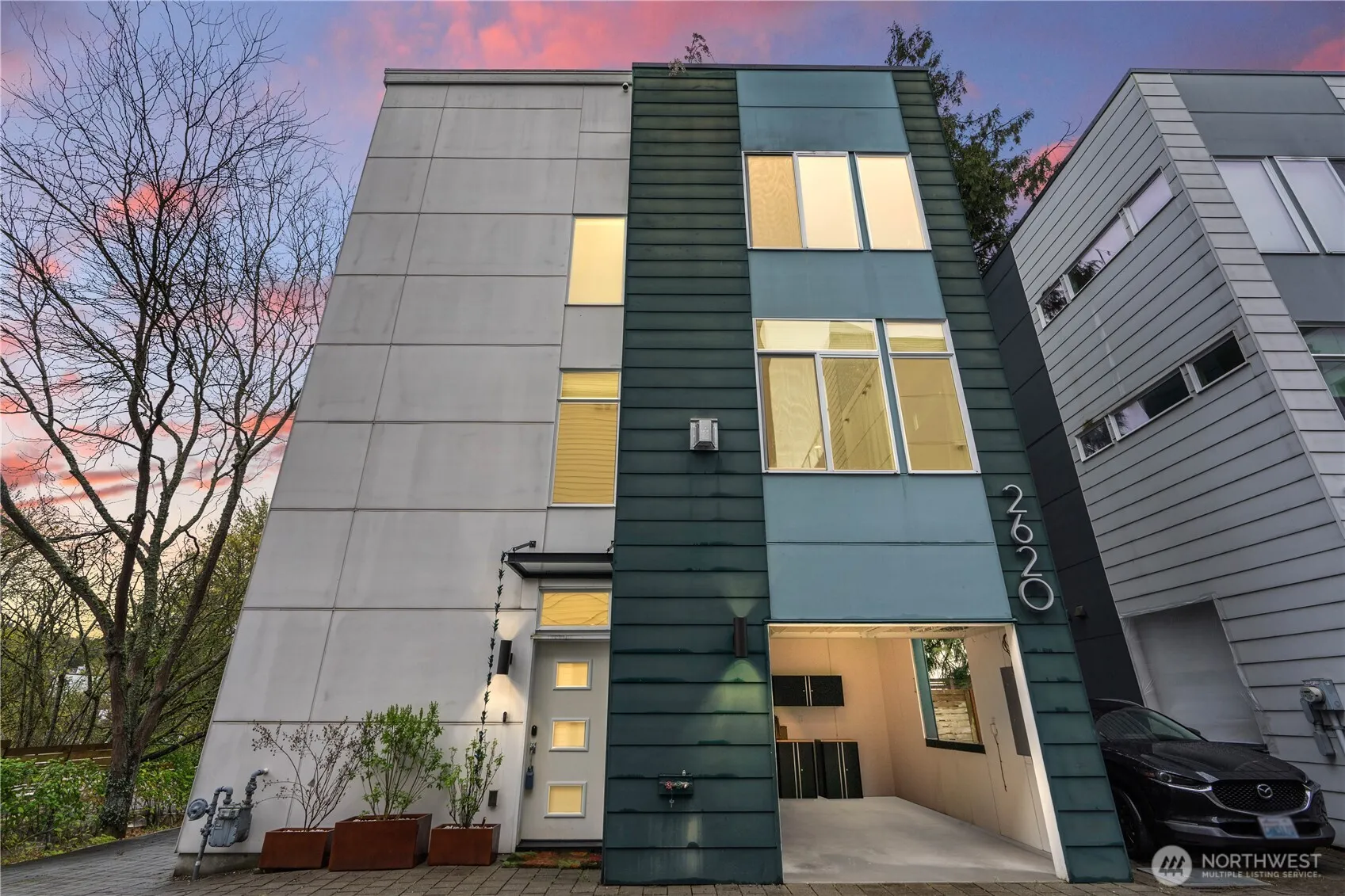 Property photo for 2620 Sw Nevada Street, Seattle