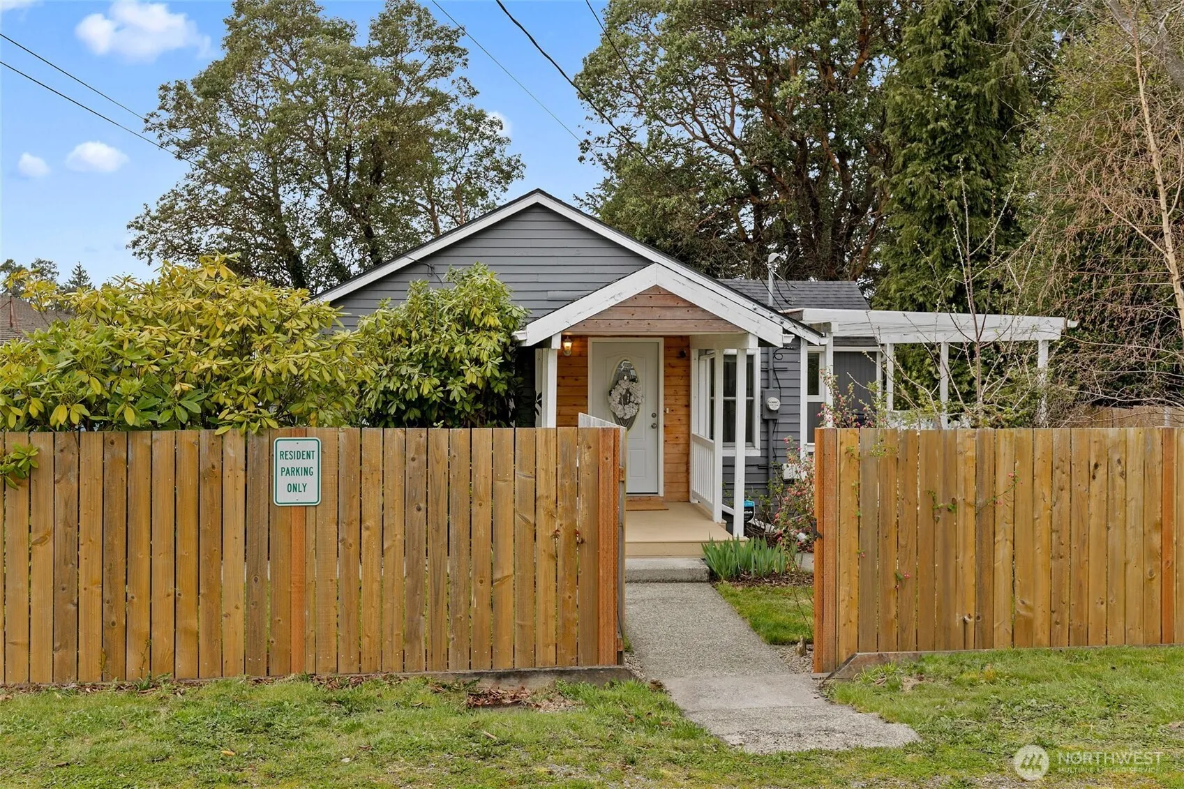 10717 19th Avenue Sw, Seattle
