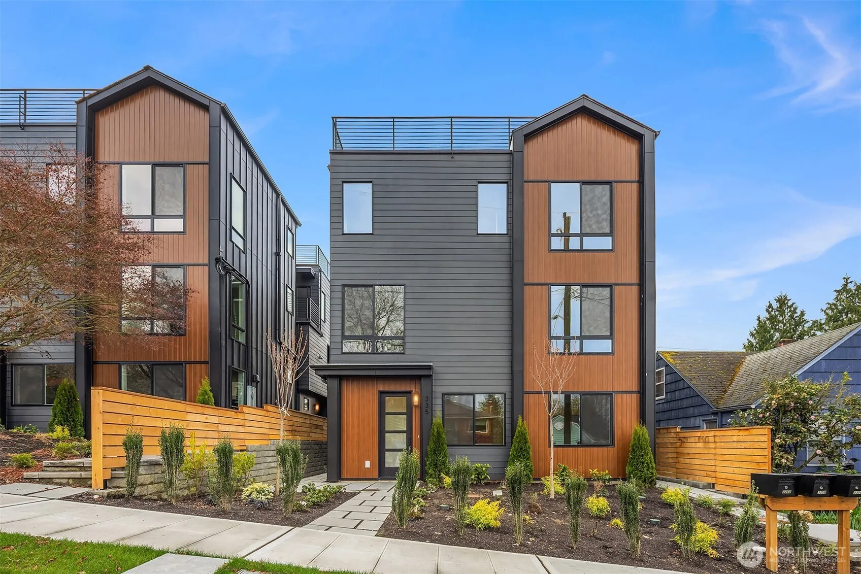 Property photo for 335 Nw 47th Street, Seattle