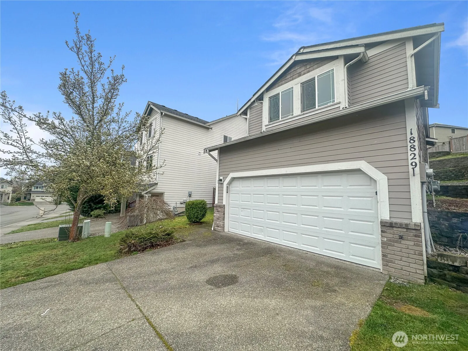 Property photo for 18829 23rd Avenue Ct E, Tacoma photo 2
