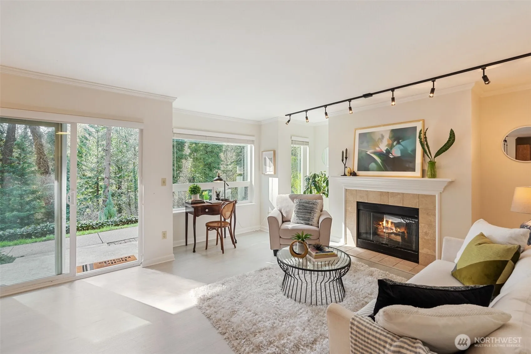 31500 33rd Place Sw #e102, Federal Way