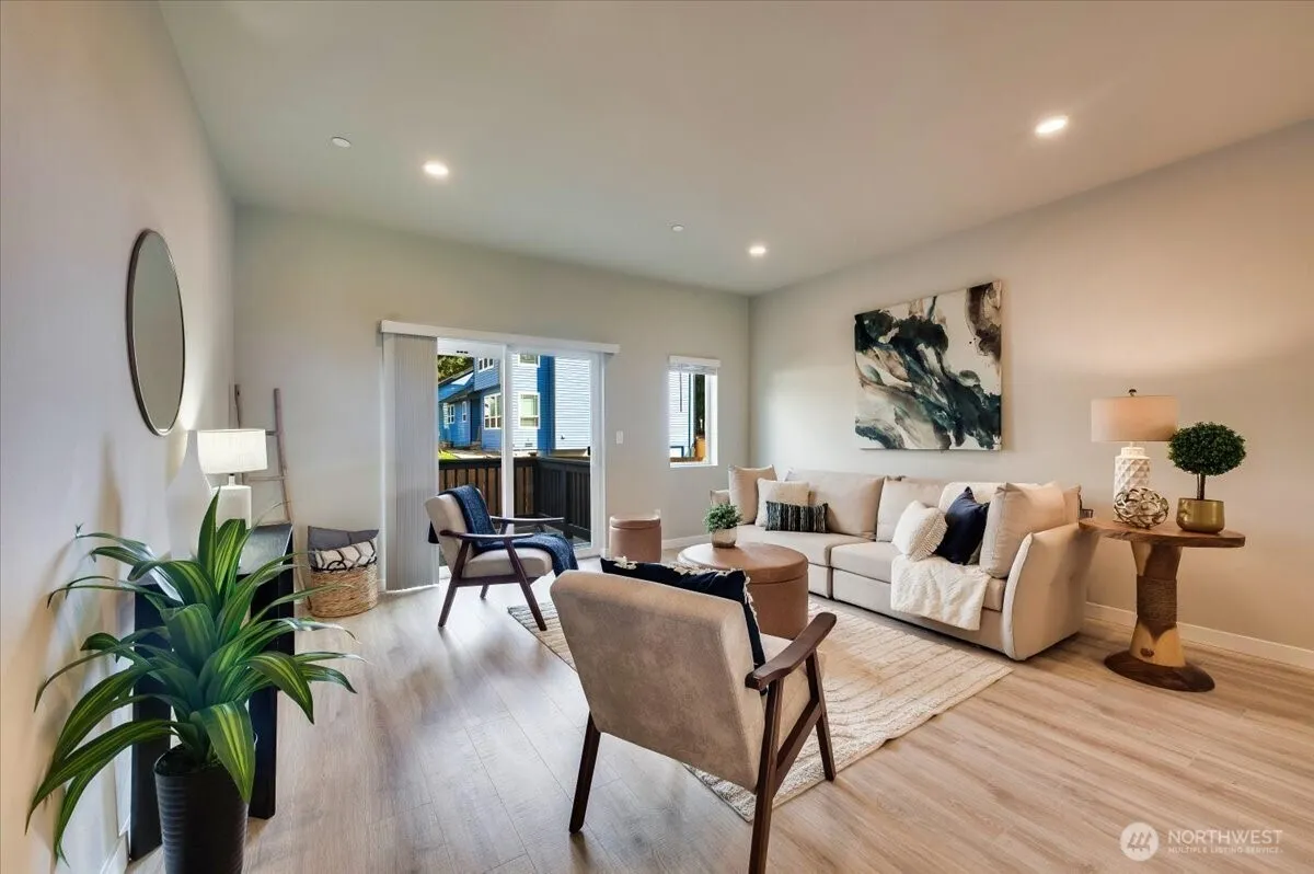 14925 44th Avenue W #e3, Lynnwood