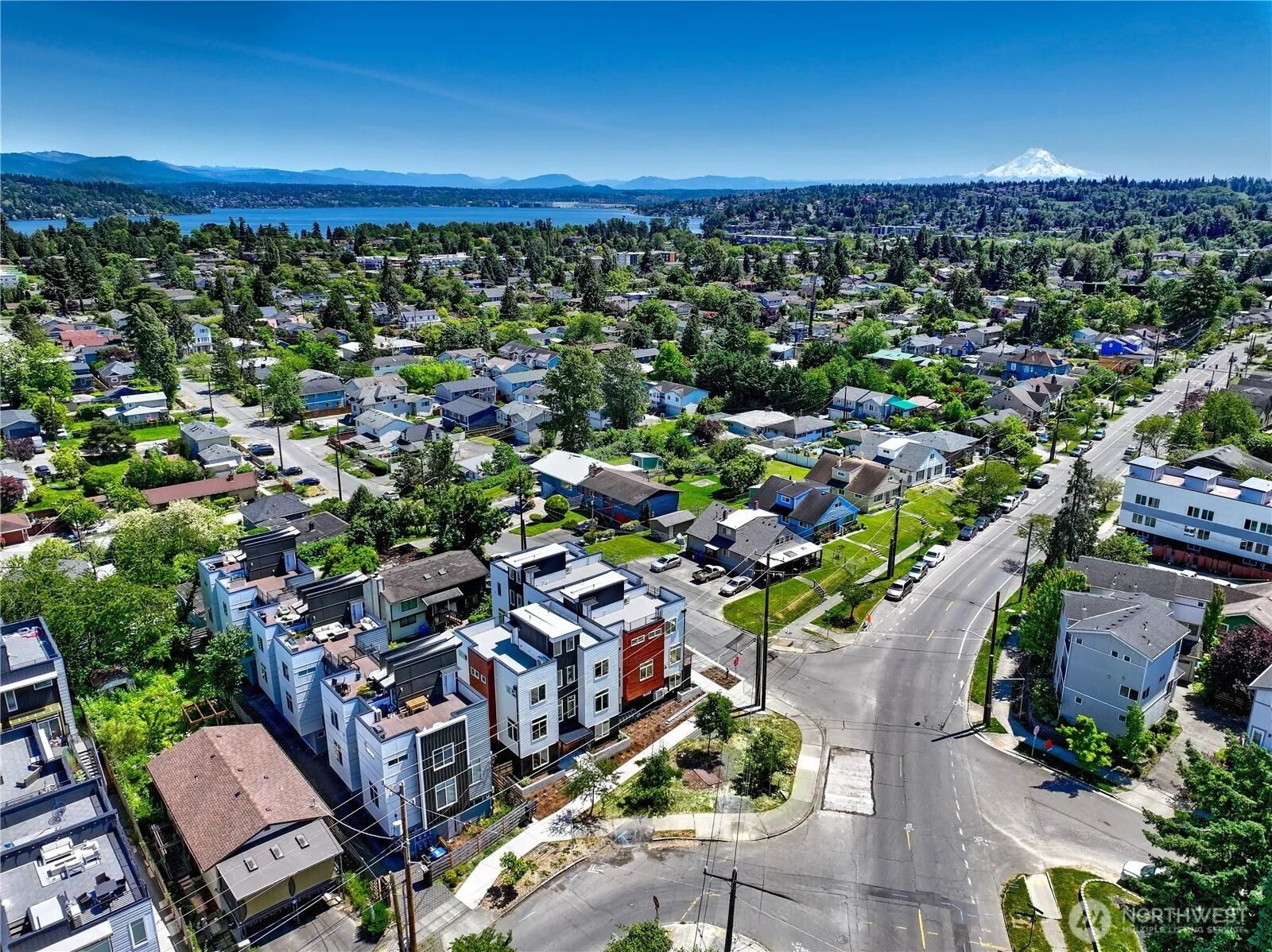 4304 S Holden Street, Seattle