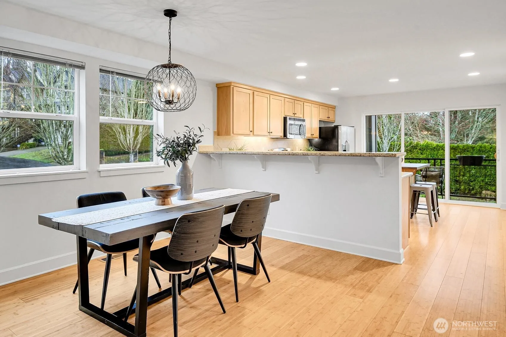 Property photo for 2718 Sw Sylvan Heights Drive, Seattle photo 5