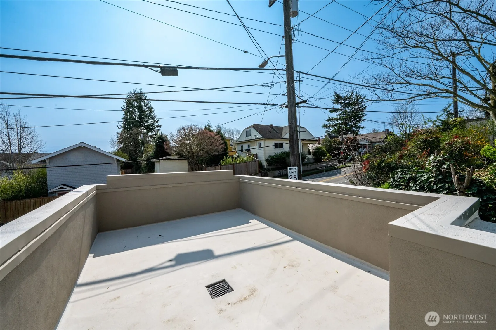 Property photo for 1908 Ne 65th Street, Seattle photo 4