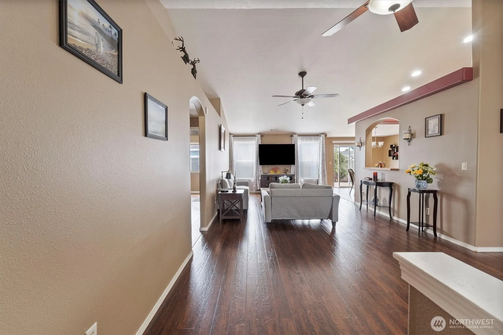 Property photo for 832 S Wilder Street, Moses Lake photo 2