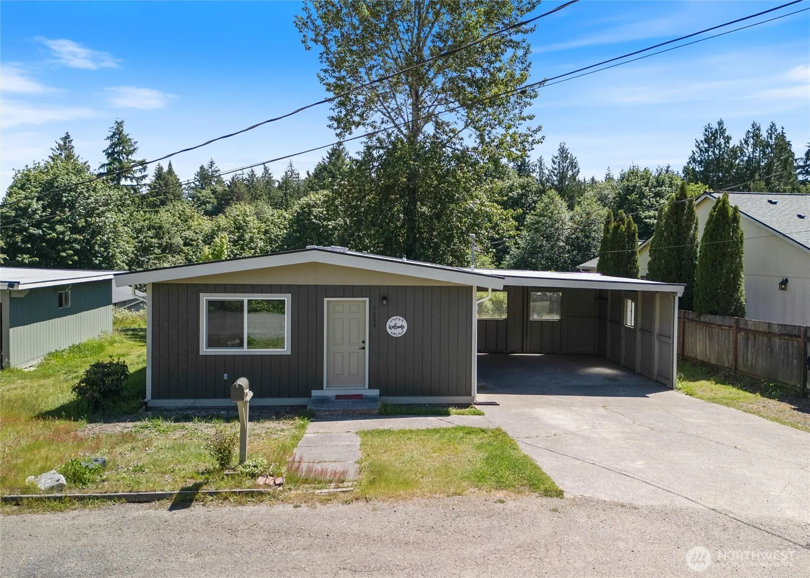 Property photo for 1209 Sherman Avenue, Port Orchard photo 3