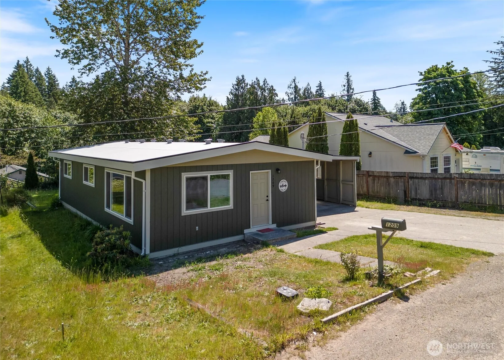 Property photo for 1209 Sherman Avenue, Port Orchard photo 2
