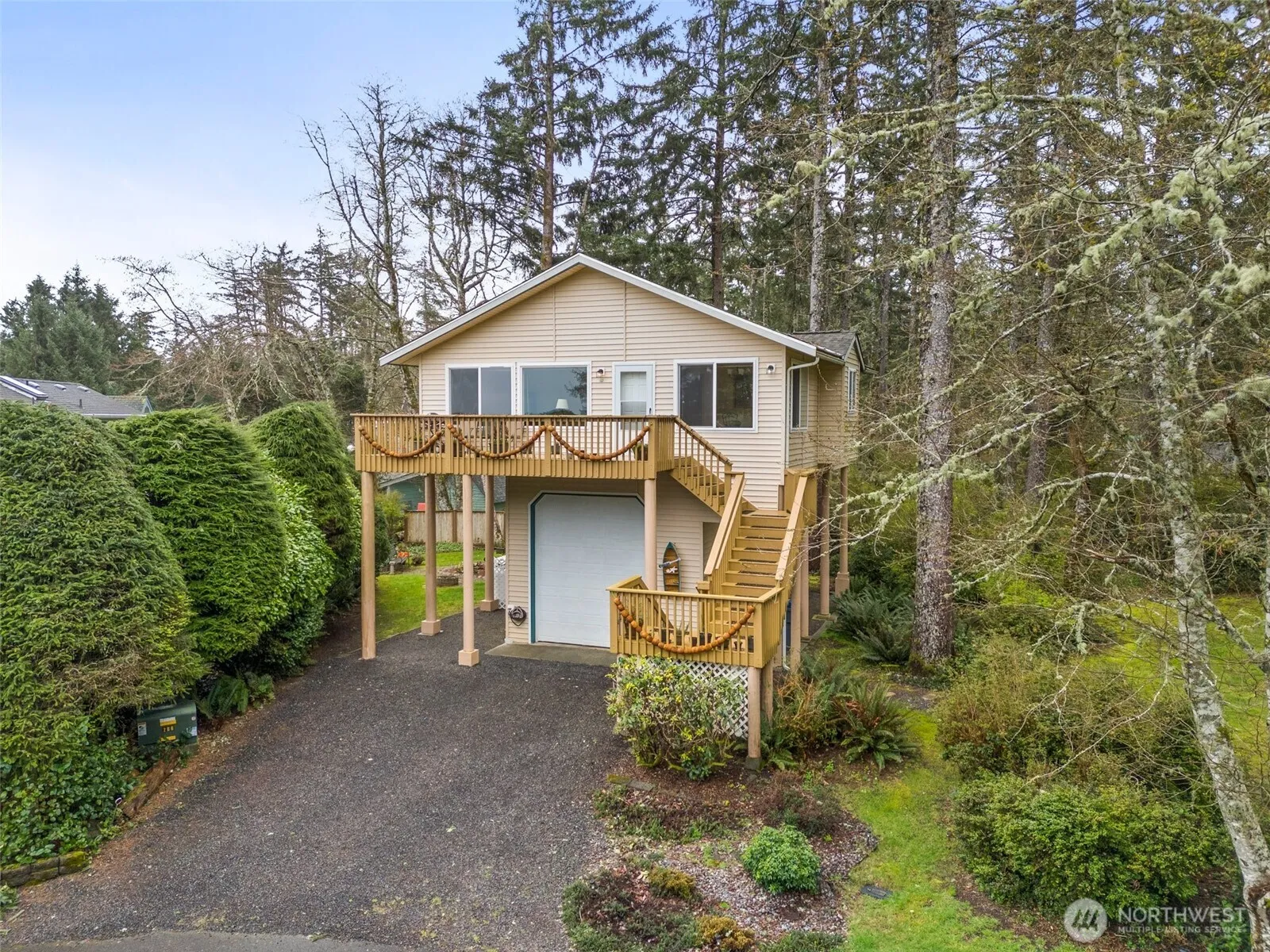 Property photo for 821 Ketch Court, Ocean Shores photo 3