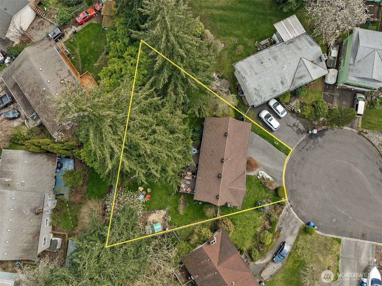 Property photo for 18750 130th Avenue Se, Renton photo 2