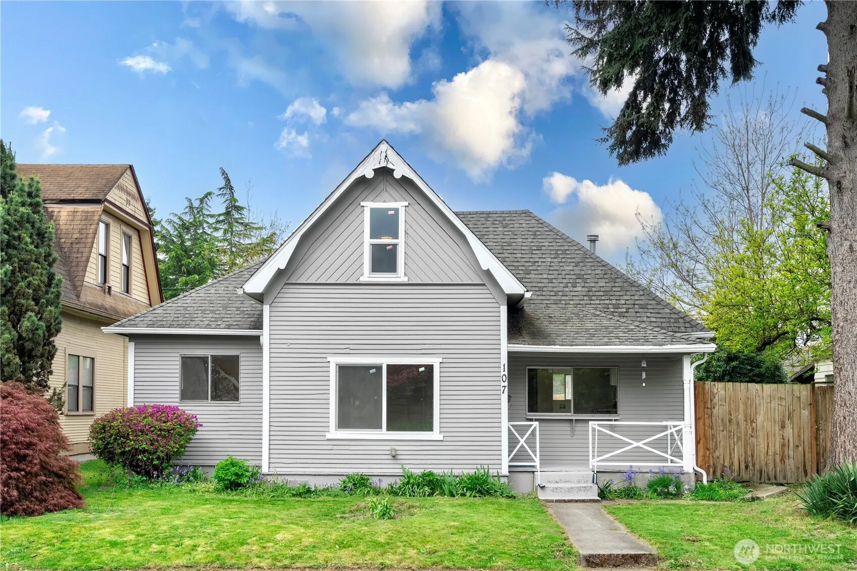 107 F Street Se, Auburn