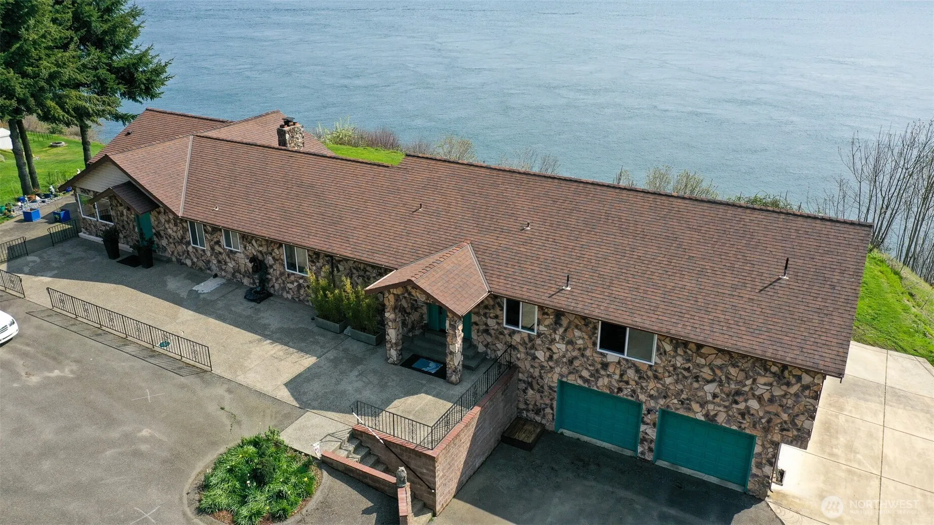 Property photo for 2101 14th Avenue Nw, Gig Harbor
