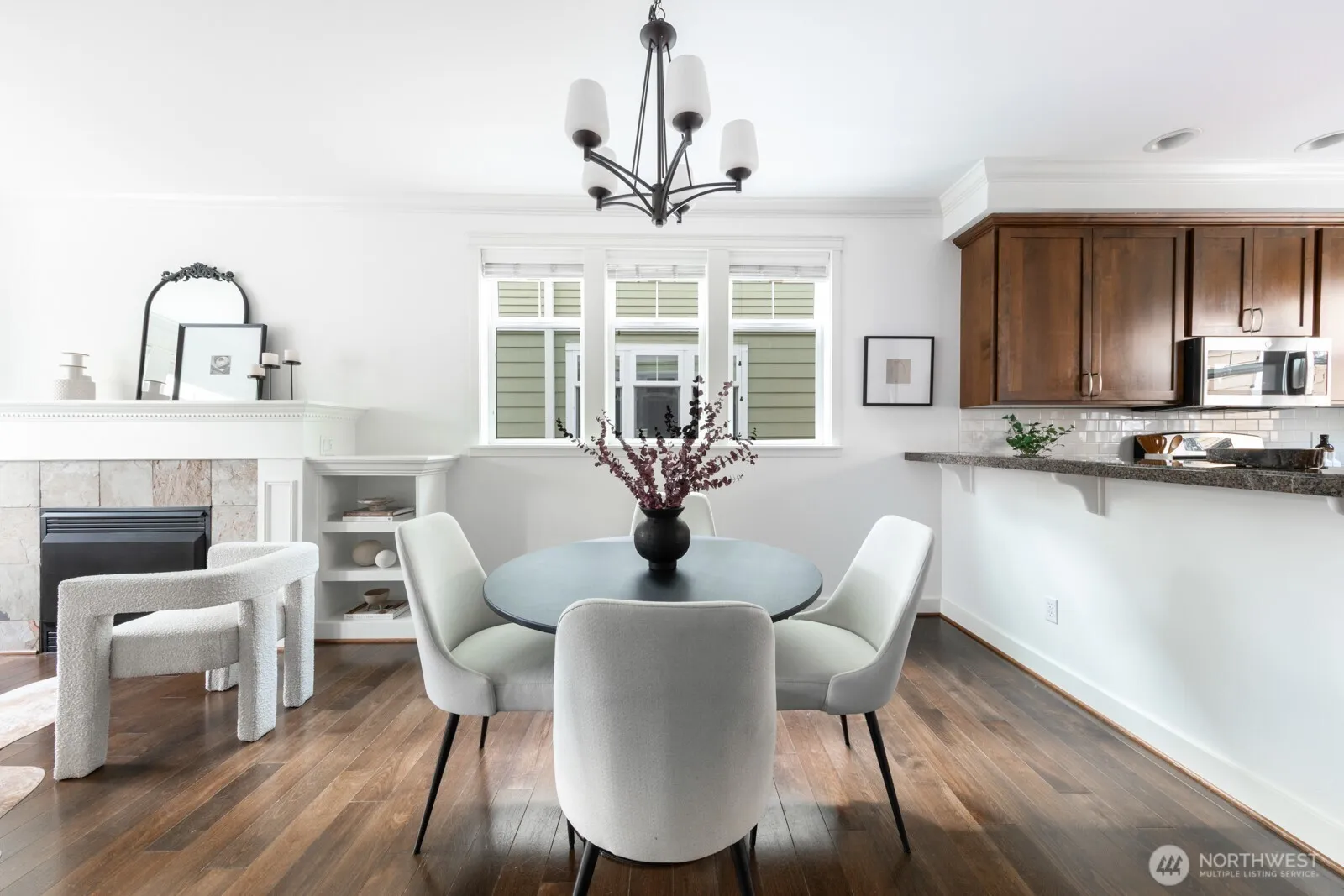 Property photo for 1806 15th Avenue #a, Seattle photo 3