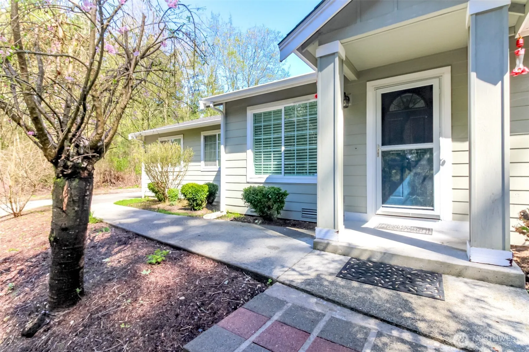 Property photo for 36850 12th Avenue S, Federal Way photo 2