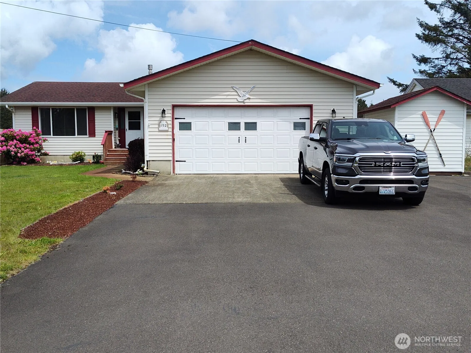 Property photo for 192 Canal Drive Ne #lp, Ocean Shores photo 2