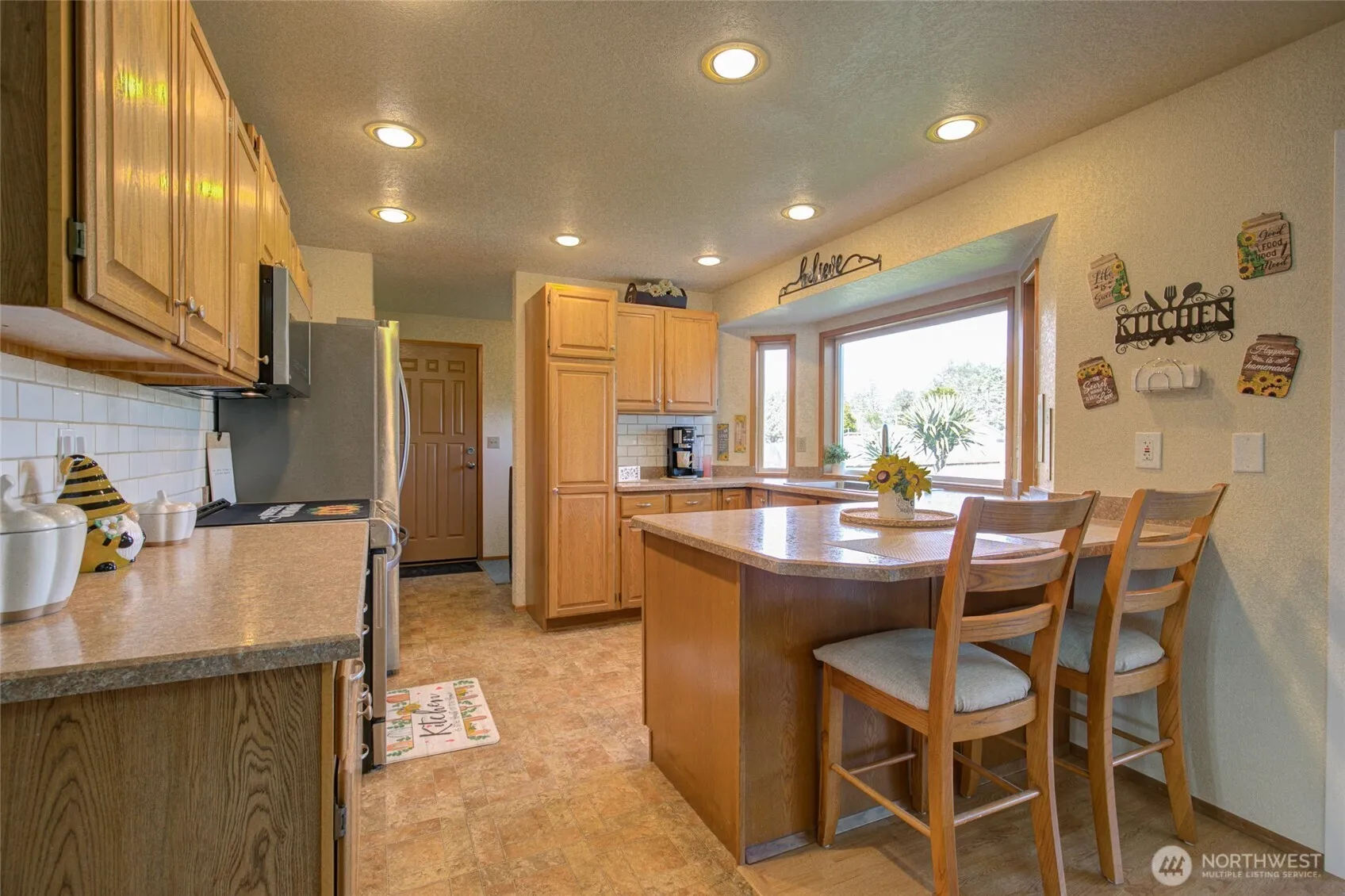 Property photo for 192 Canal Drive Ne #lp, Ocean Shores photo 4
