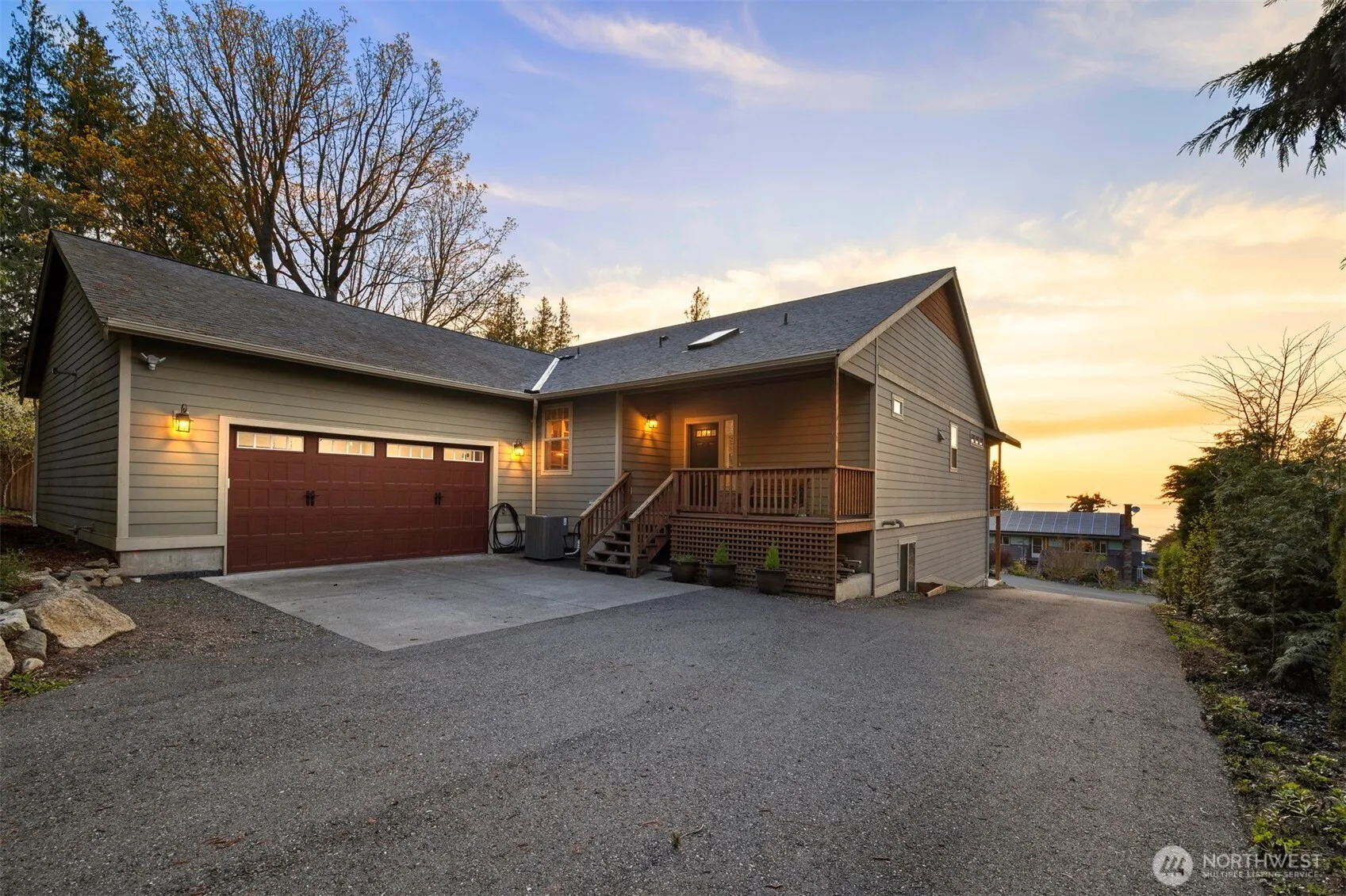 Property photo for 2928 Leeward Place, Bellingham photo 2