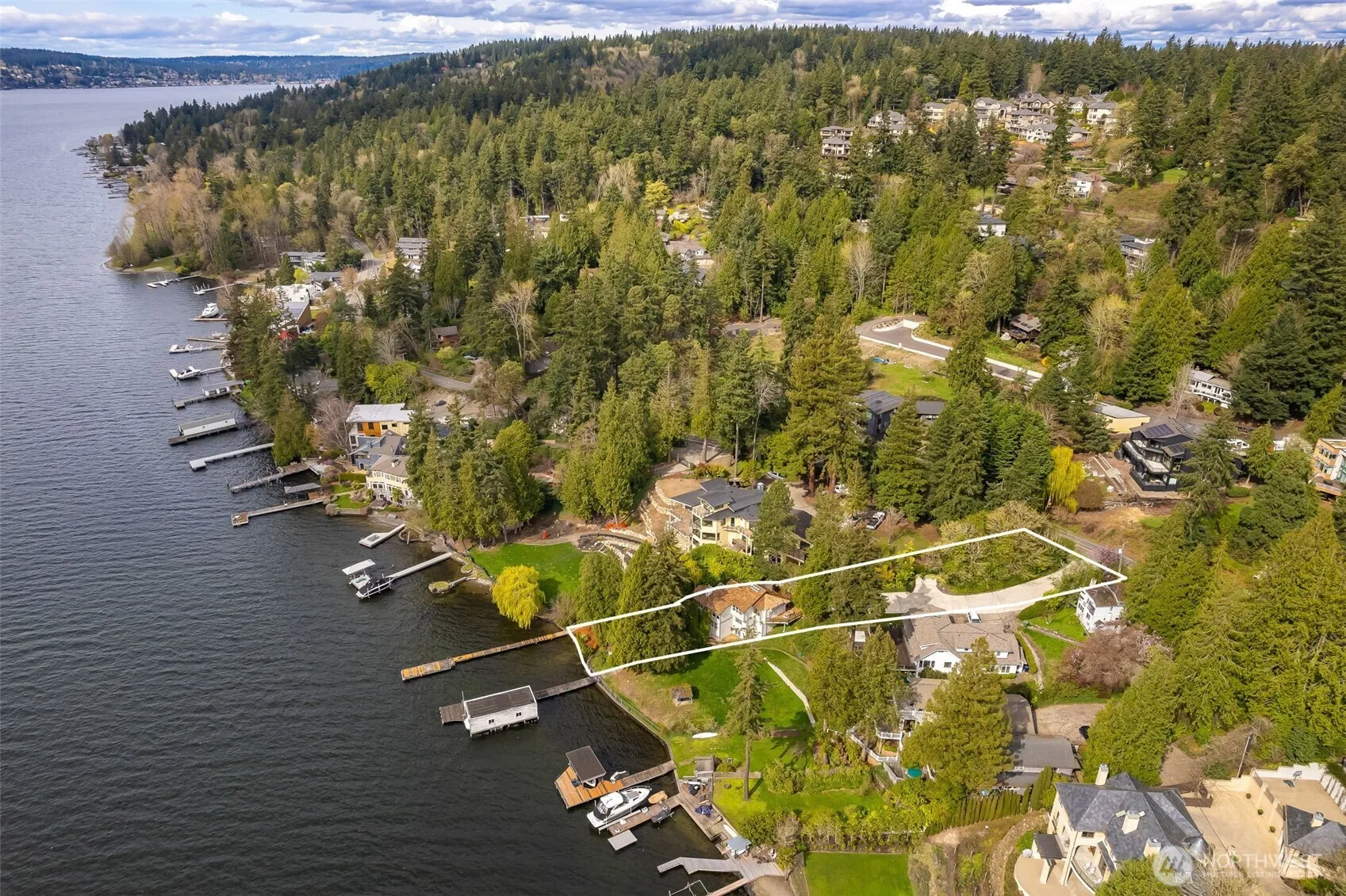 11625 Holmes Point Drive Ne, Kirkland