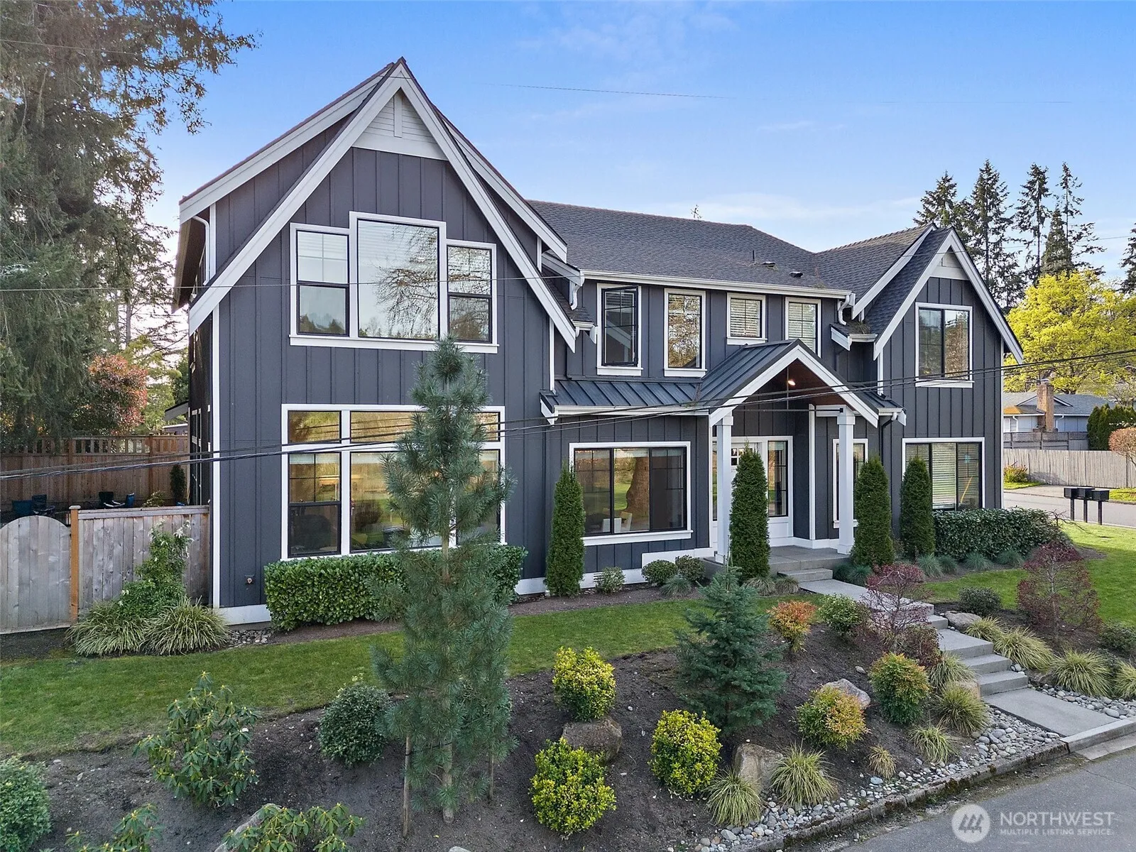 12993 Se 7th Place, Bellevue