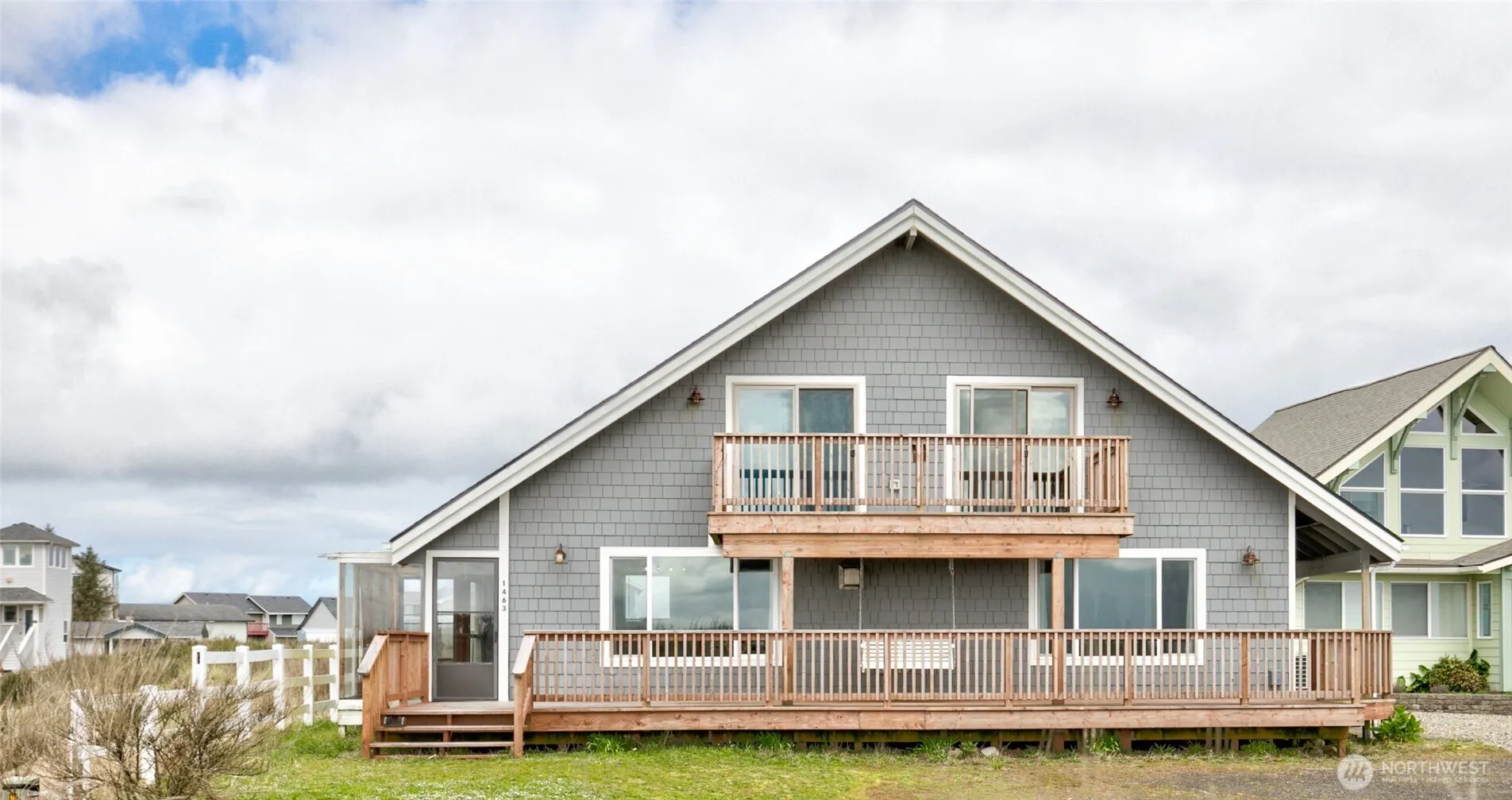 Property photo for 1463 E Ocean Shores Blvd Sw, Ocean Shores