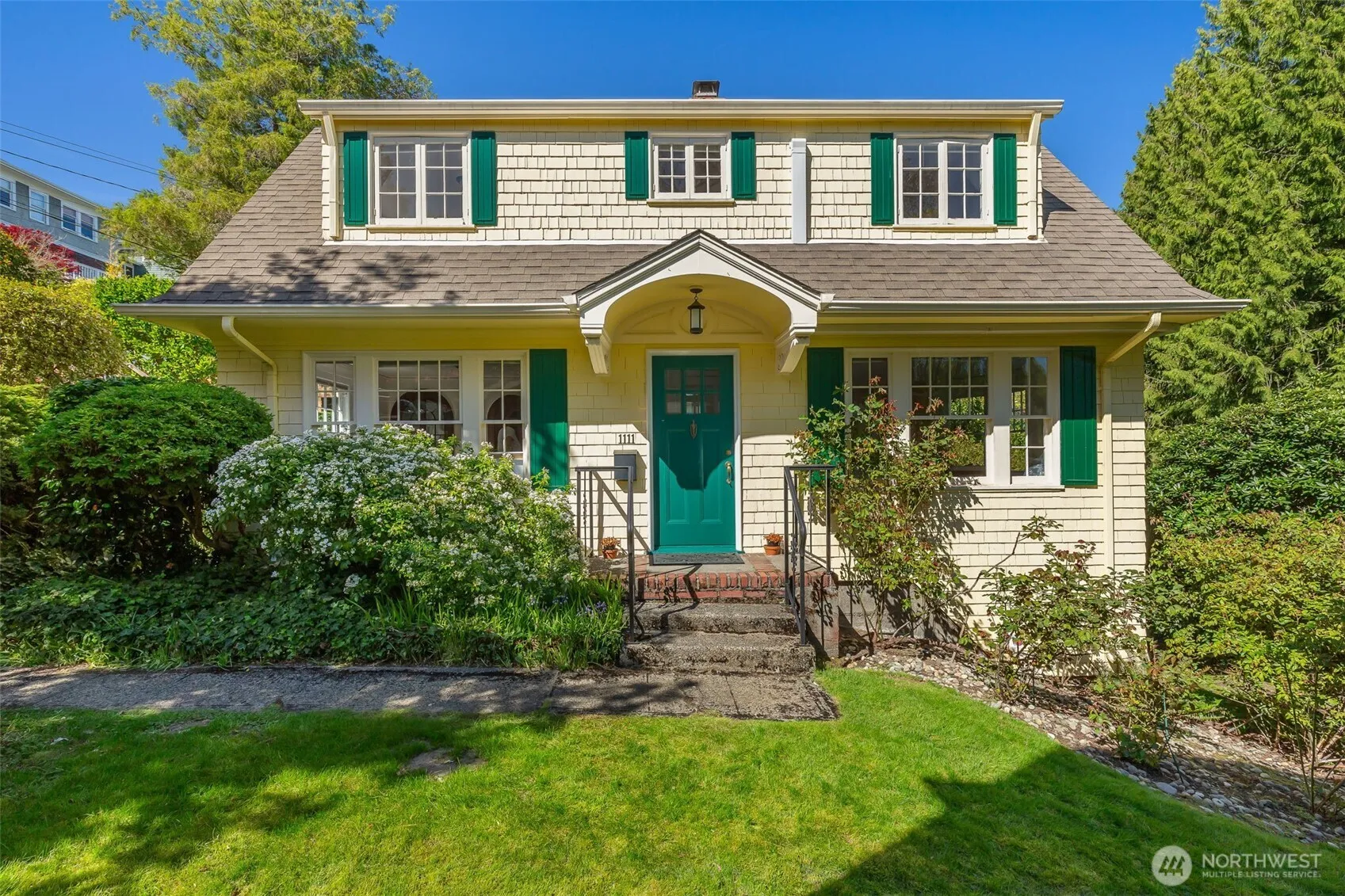 Property photo for 1111 38th Avenue, Seattle photo 2