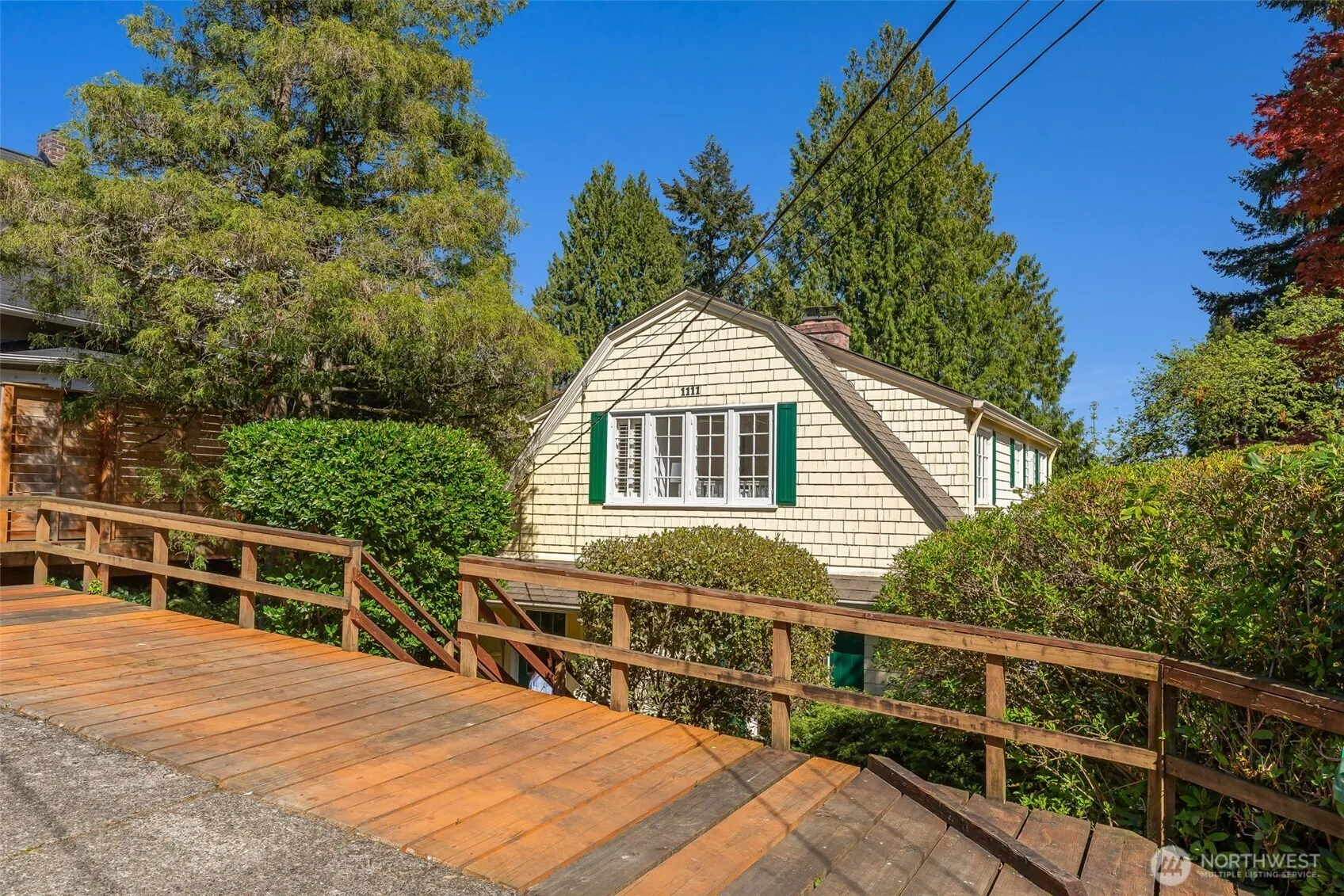 Property photo for 1111 38th Avenue, Seattle photo 3