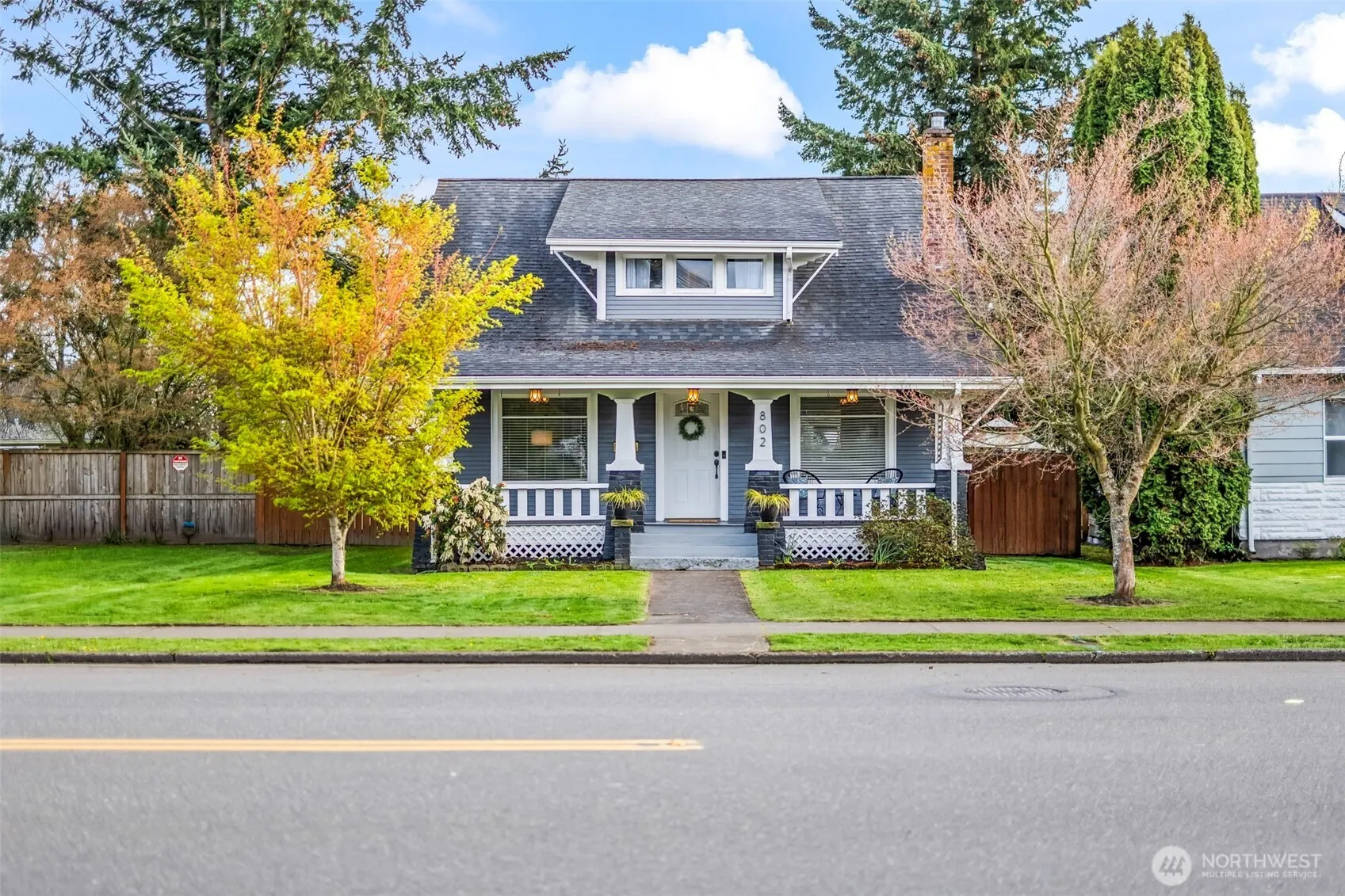 Property photo for 802 W Pioneer, Puyallup