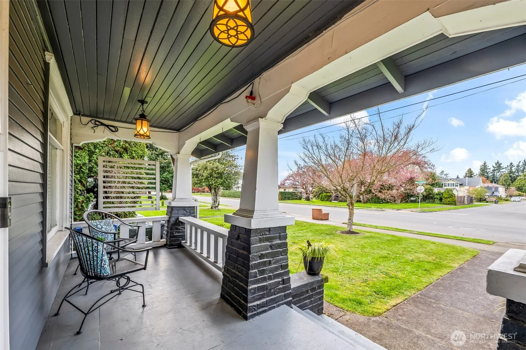 Property photo for 802 W Pioneer, Puyallup photo 4