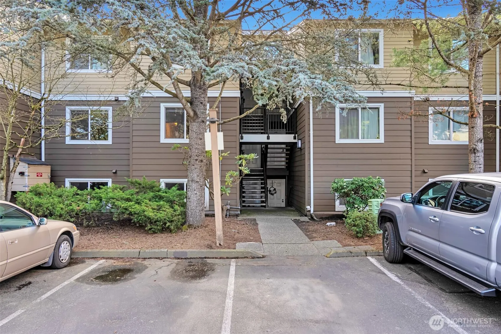 820 E Cady Road #b203, Everett