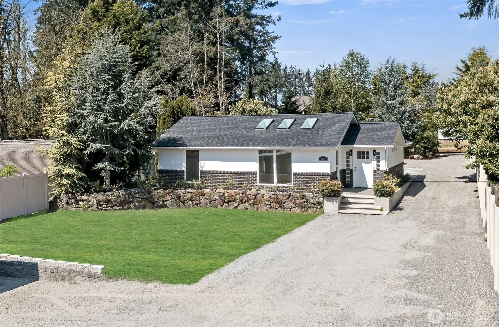 Property photo for 1420 S 359th Street, Federal Way