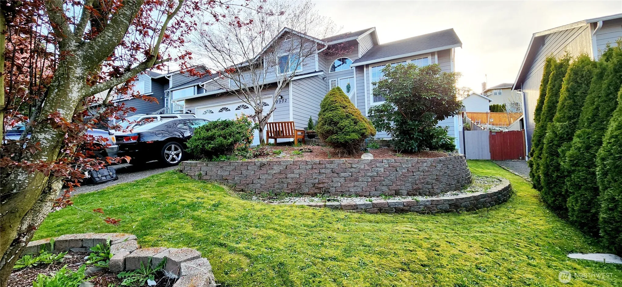 8902 W Mall Drive, Everett