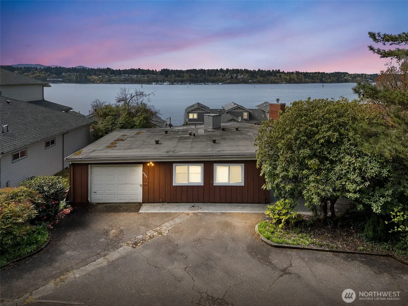 Property photo for 2207 E Bay Drive Ne, Olympia