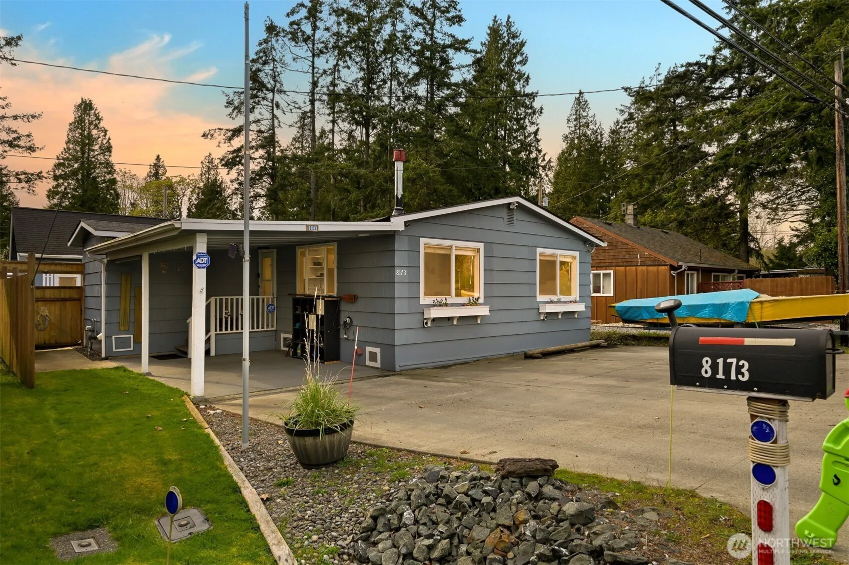 8173 Harborview Road, Blaine