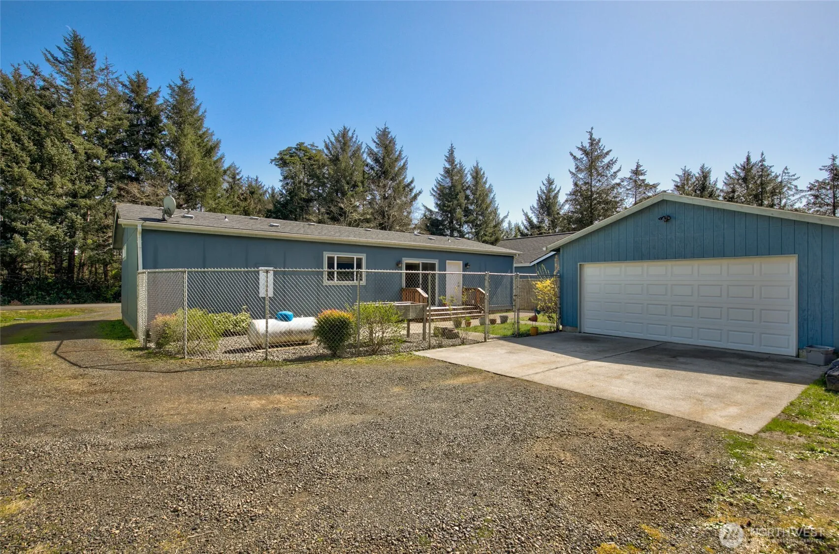 Property photo for 663 Woodland Loop Ne, Ocean Shores photo 4