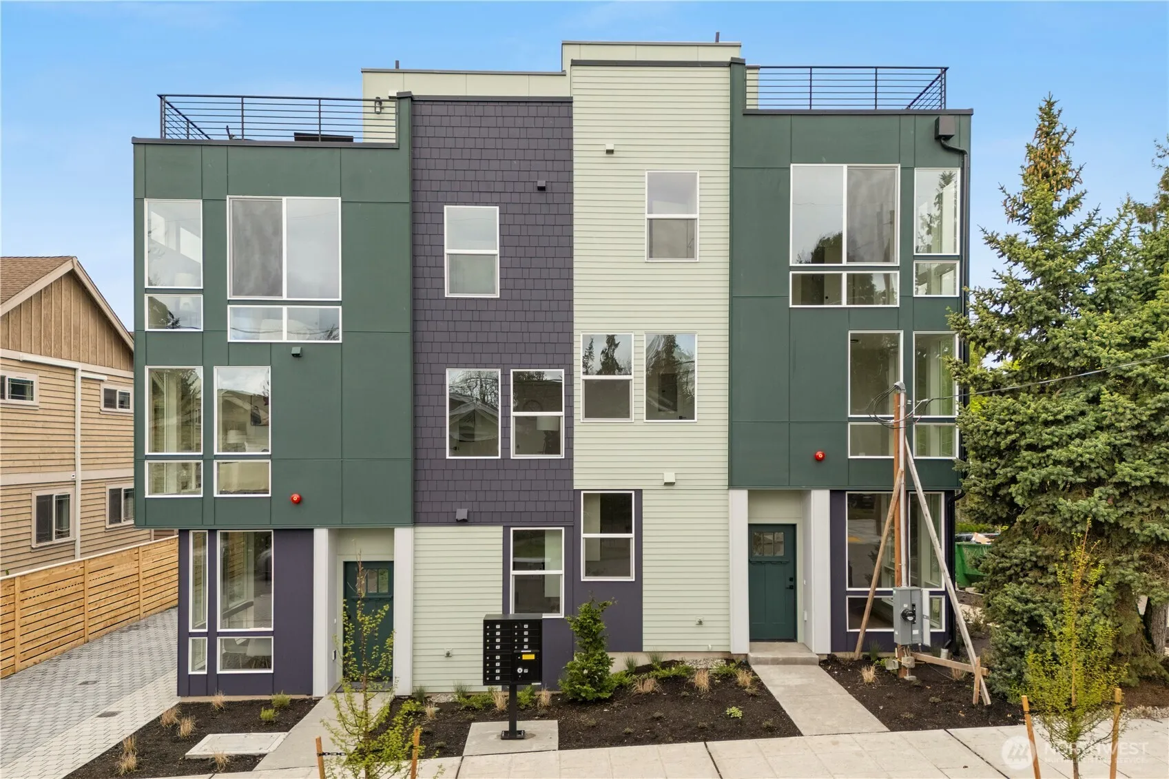 Property photo for 3849 Woodlawn Avenue N, Seattle